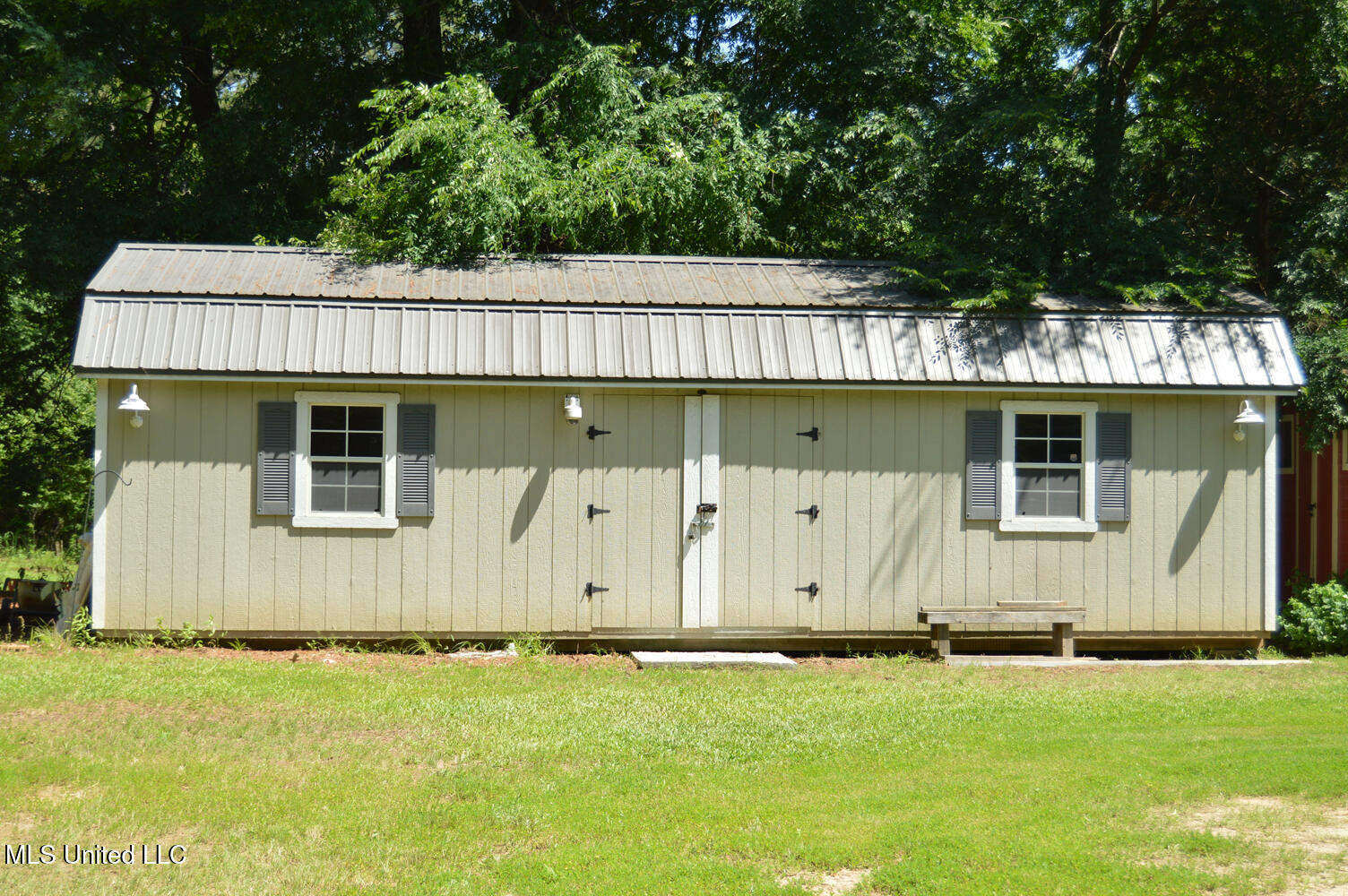 1088 S Red Banks Road, Byhalia, Mississippi image 7