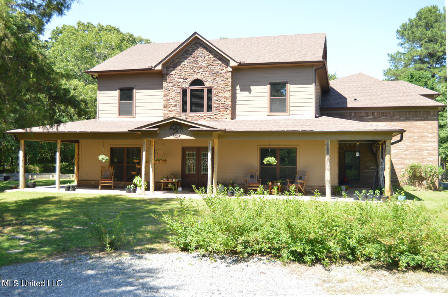 1088 S Red Banks Road, Byhalia, Mississippi image 1