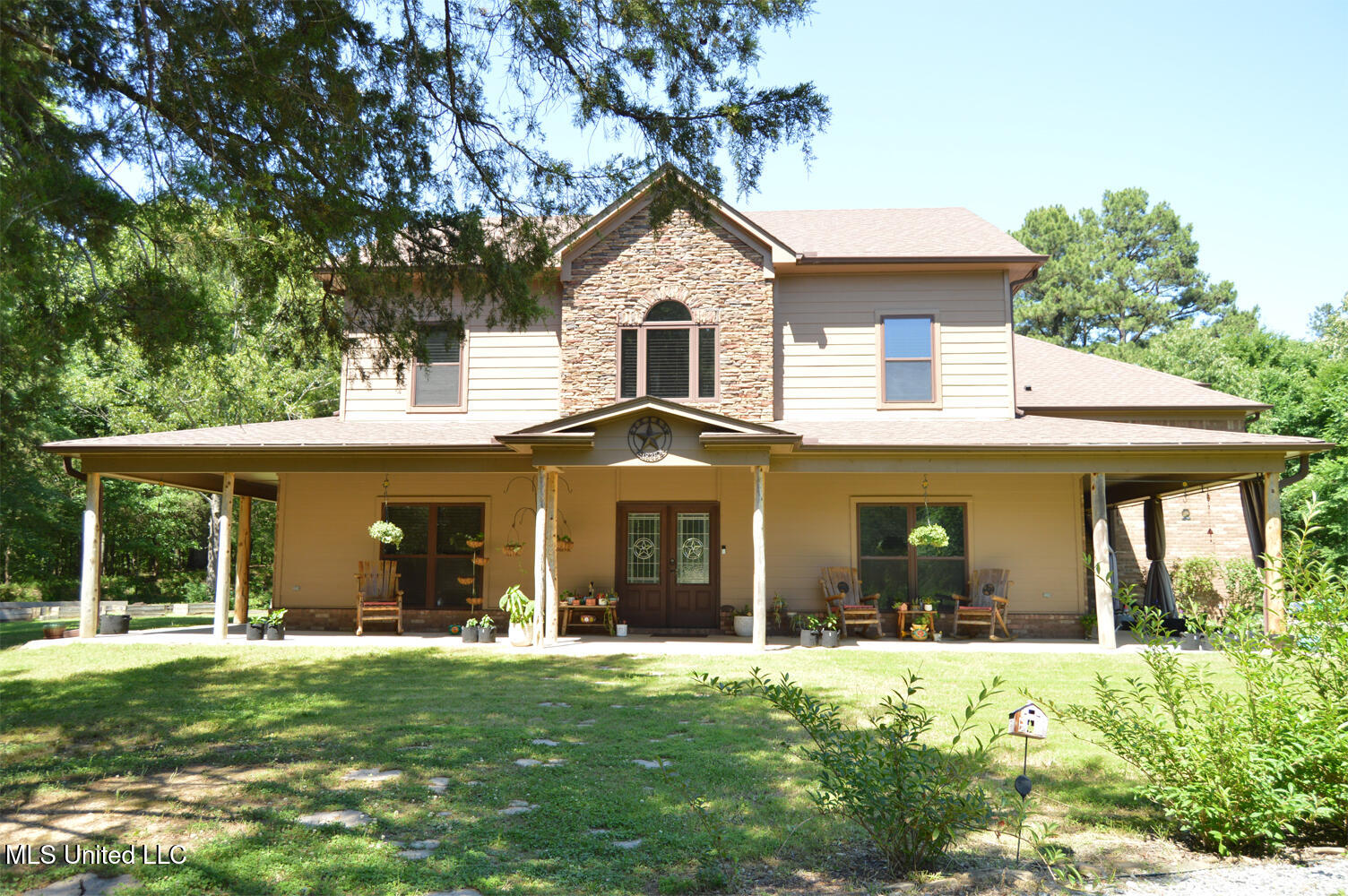 1088 S Red Banks Road, Byhalia, Mississippi image 2