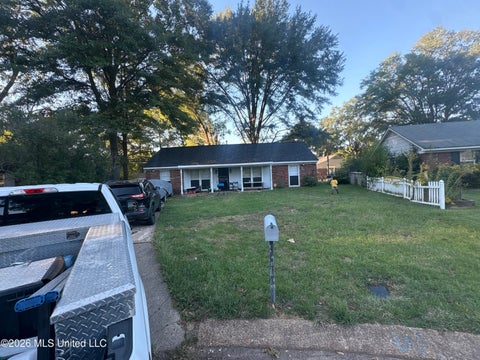 Homes For Sale - 2128 Brookhaven Drive<br/> Southaven, MS 38671