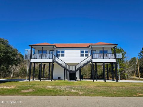 Homes For Sale - 5061&5063 Forrest Avenue<br/> Bay Saint Louis, MS 39520