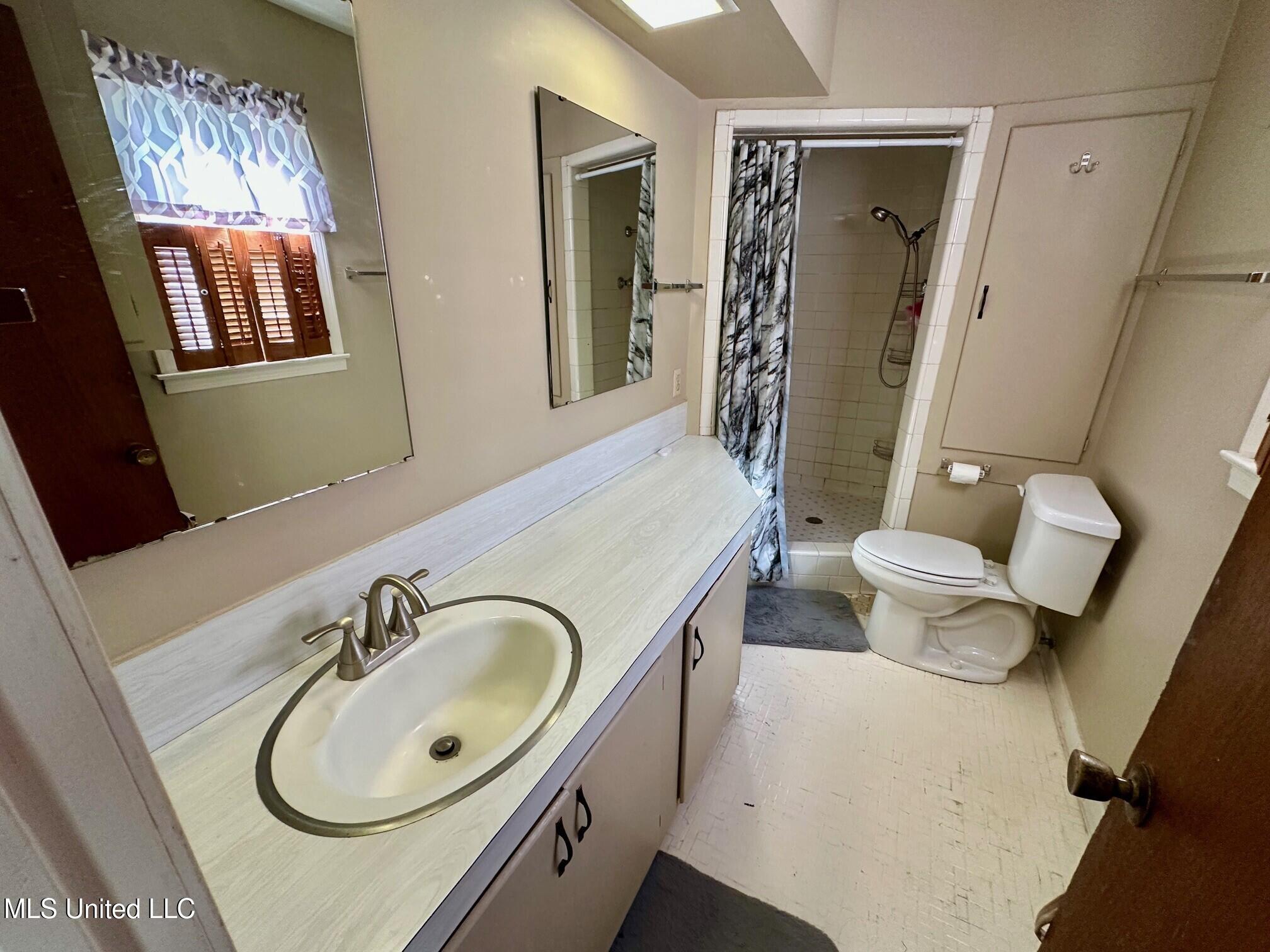 100 Ashley Street, Cleveland, Mississippi image 15