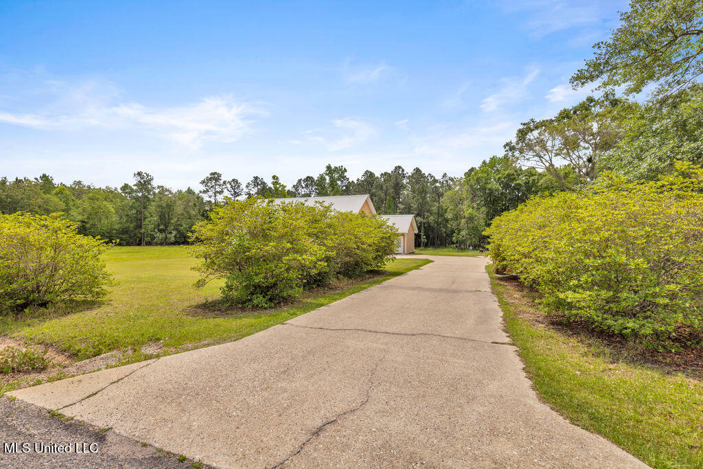 20546 Pullen Road, Saucier, Mississippi image 6