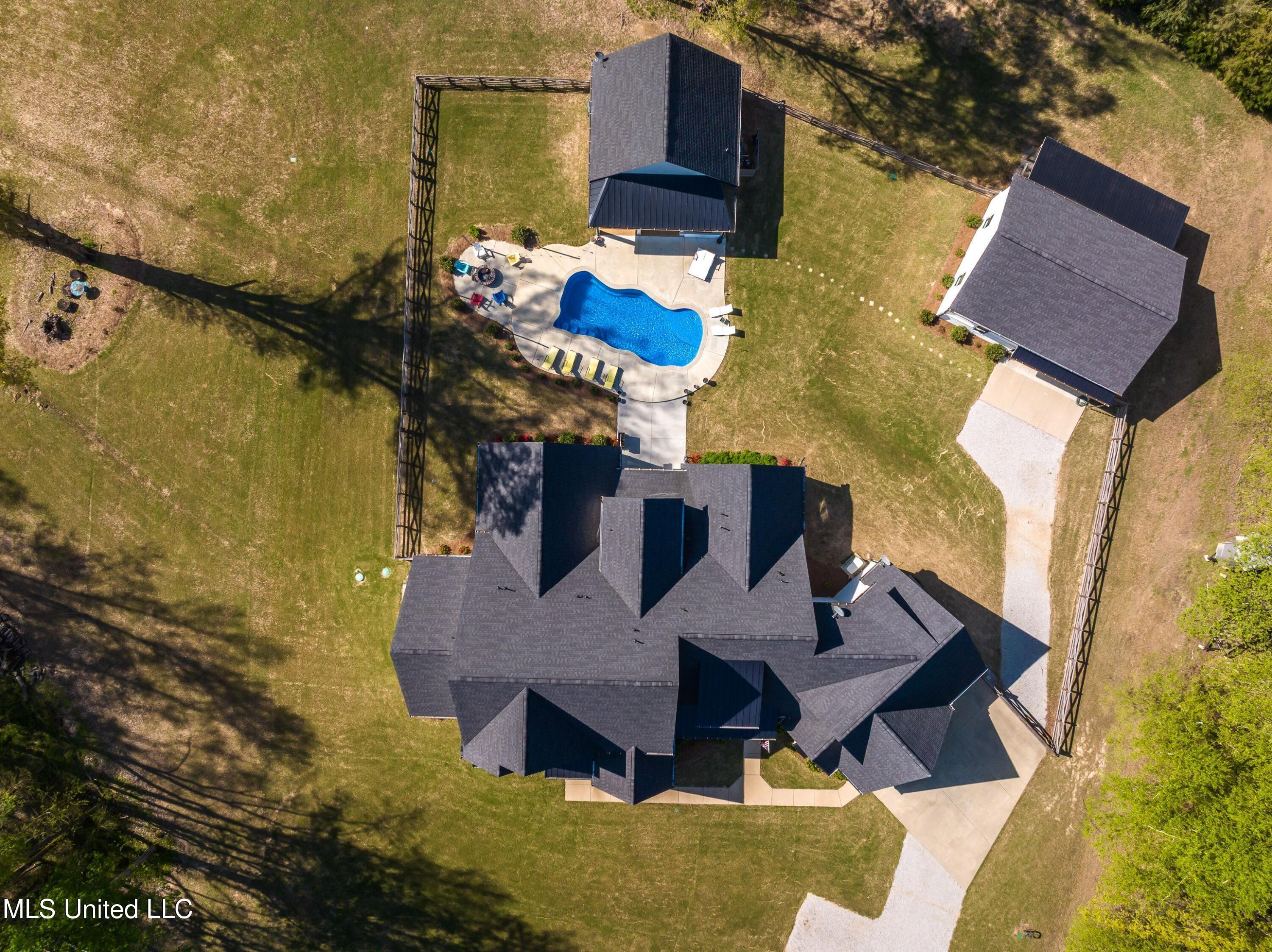 869 S Highway 305, Olive Branch, Mississippi image 10