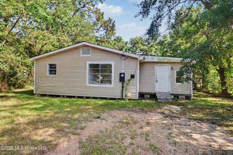 Homes For Sale - 4809 30th Street<br/> Gulfport, MS 39501