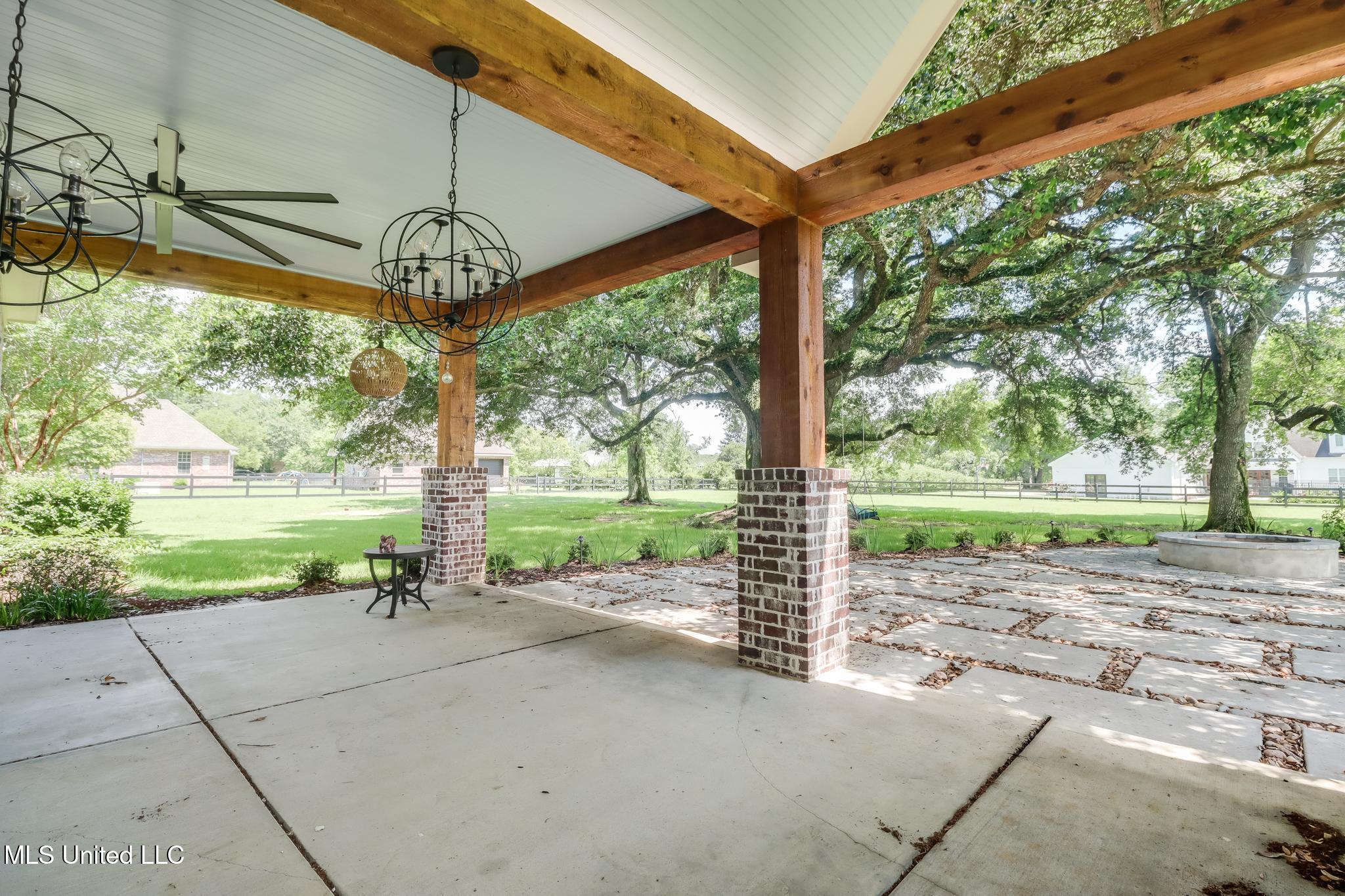 23131 Stablewood Circle, Pass Christian, Mississippi image 31