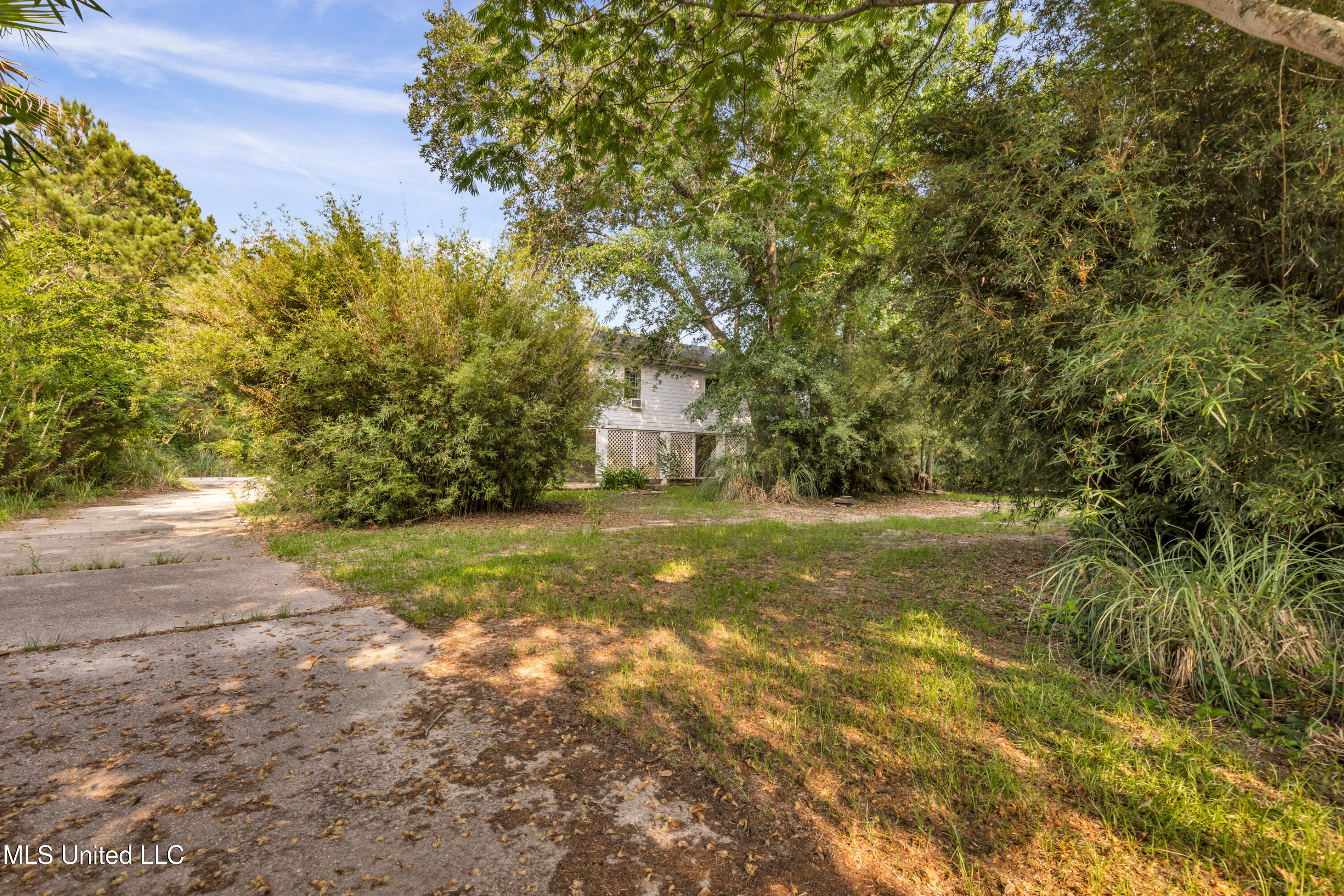 178 Fort Henry Avenue, Pass Christian, Mississippi image 2