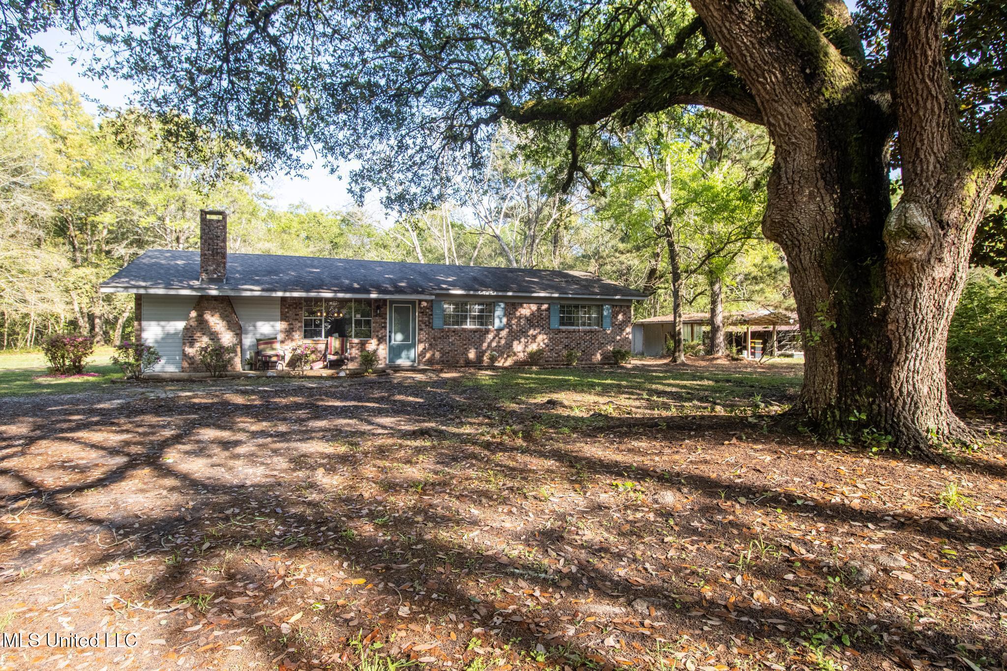 1620 Cedar Point Road, Gautier, Mississippi image 1