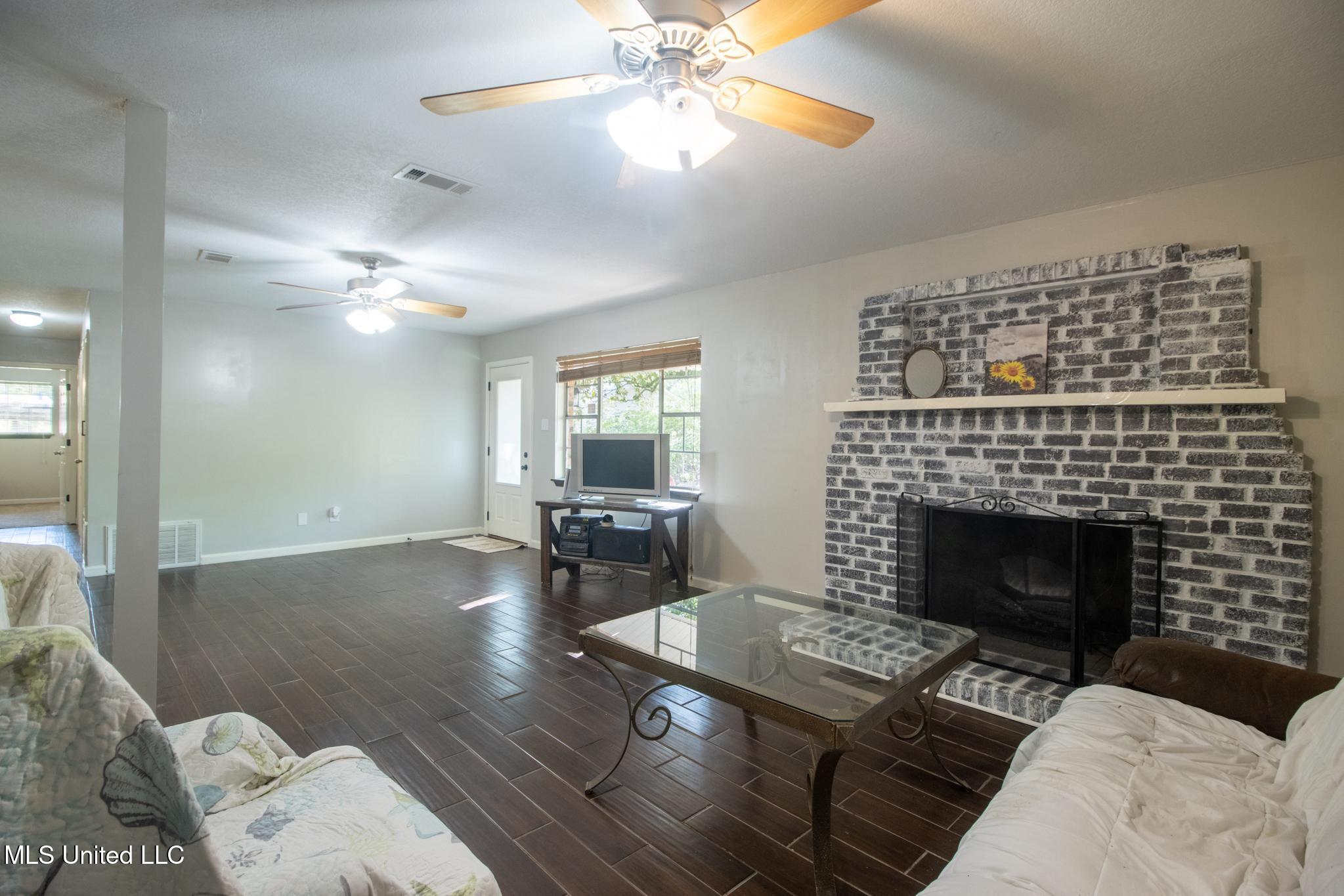1620 Cedar Point Road, Gautier, Mississippi image 6