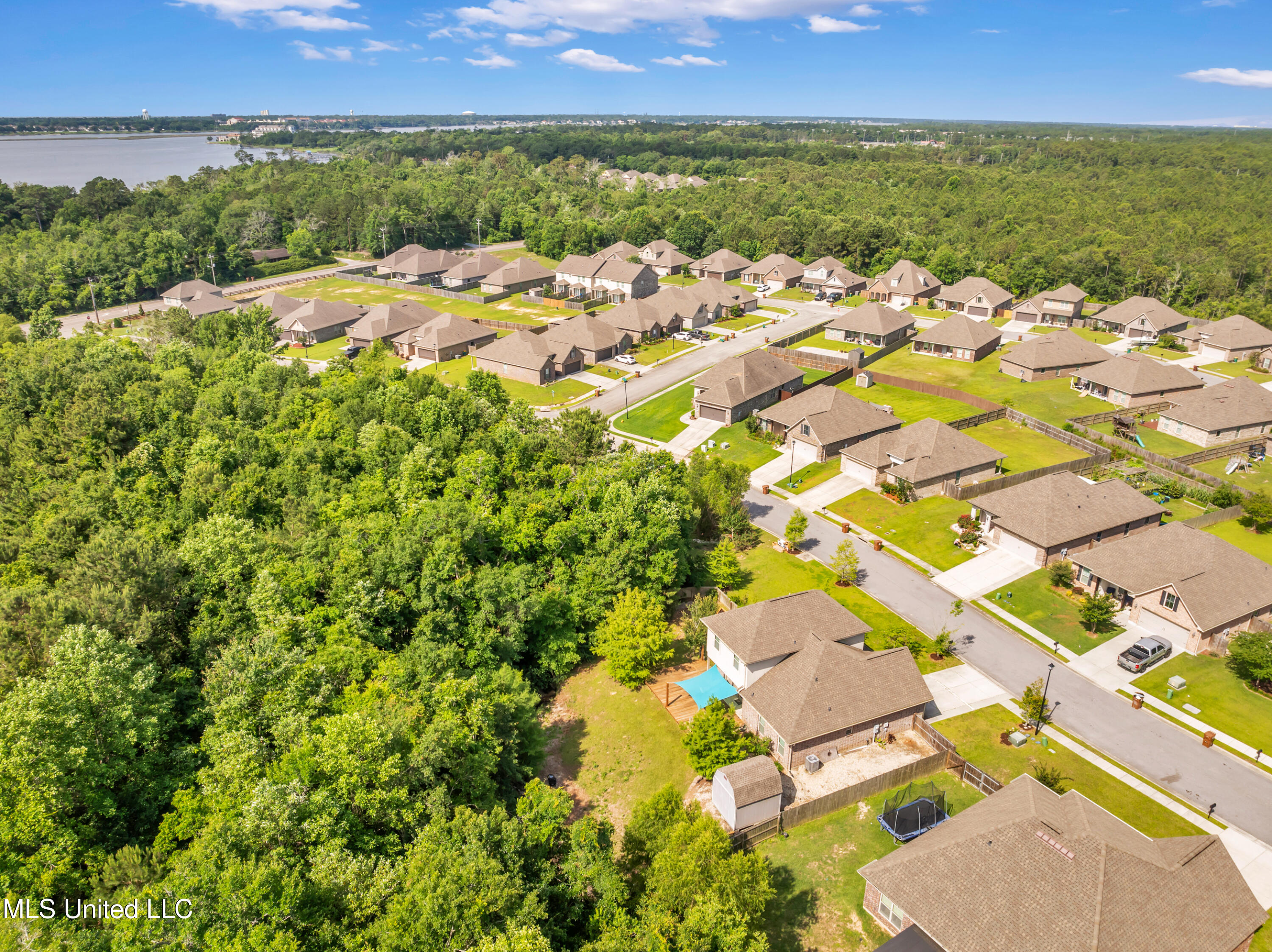 832 Reunion Place Circle, Biloxi, Mississippi image 33