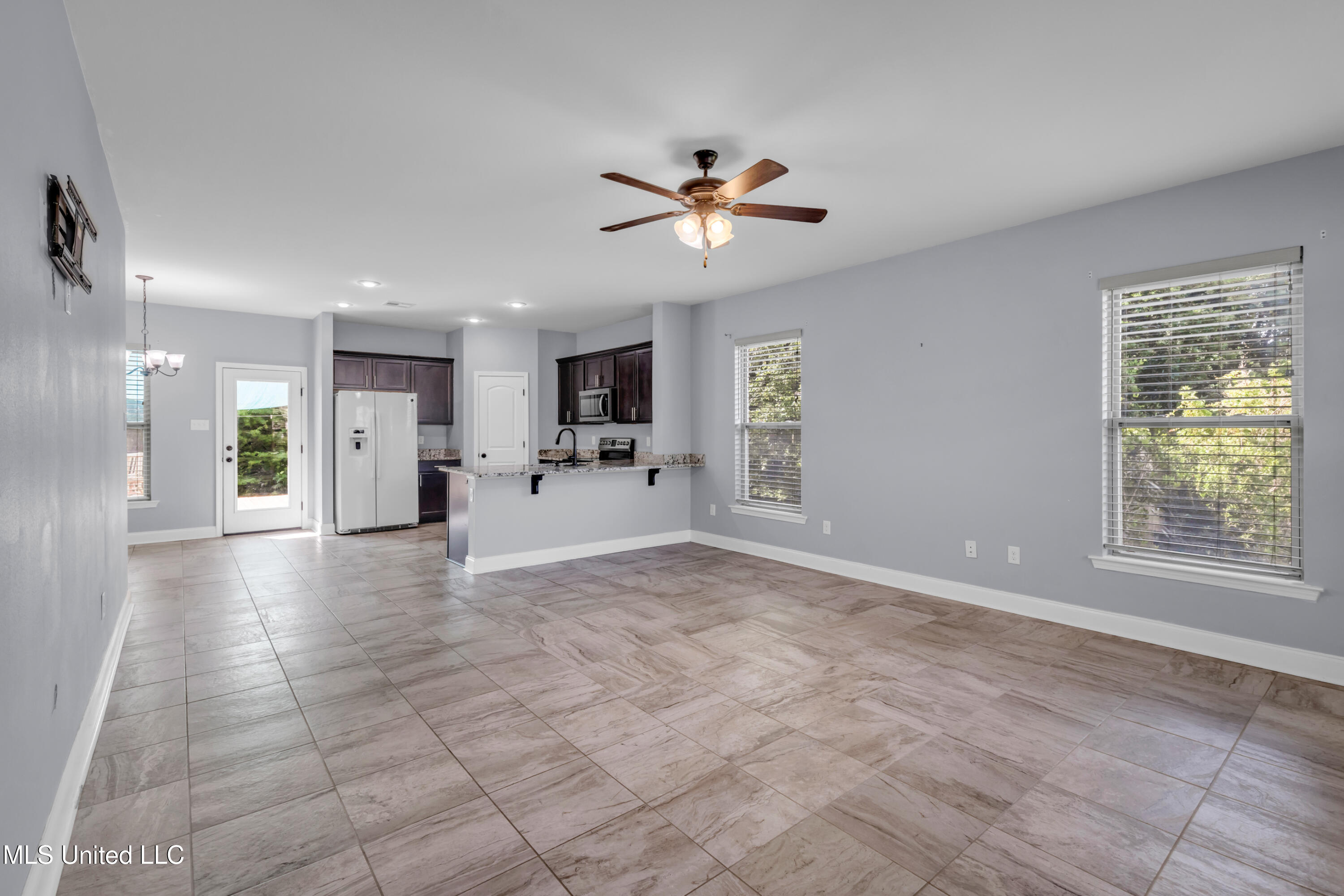 832 Reunion Place Circle, Biloxi, Mississippi image 5