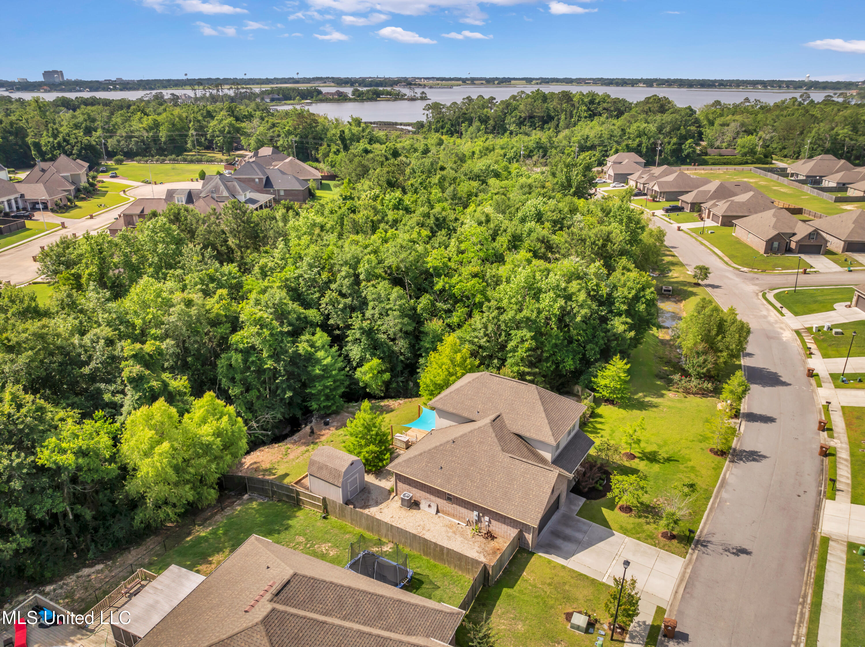 832 Reunion Place Circle, Biloxi, Mississippi image 32