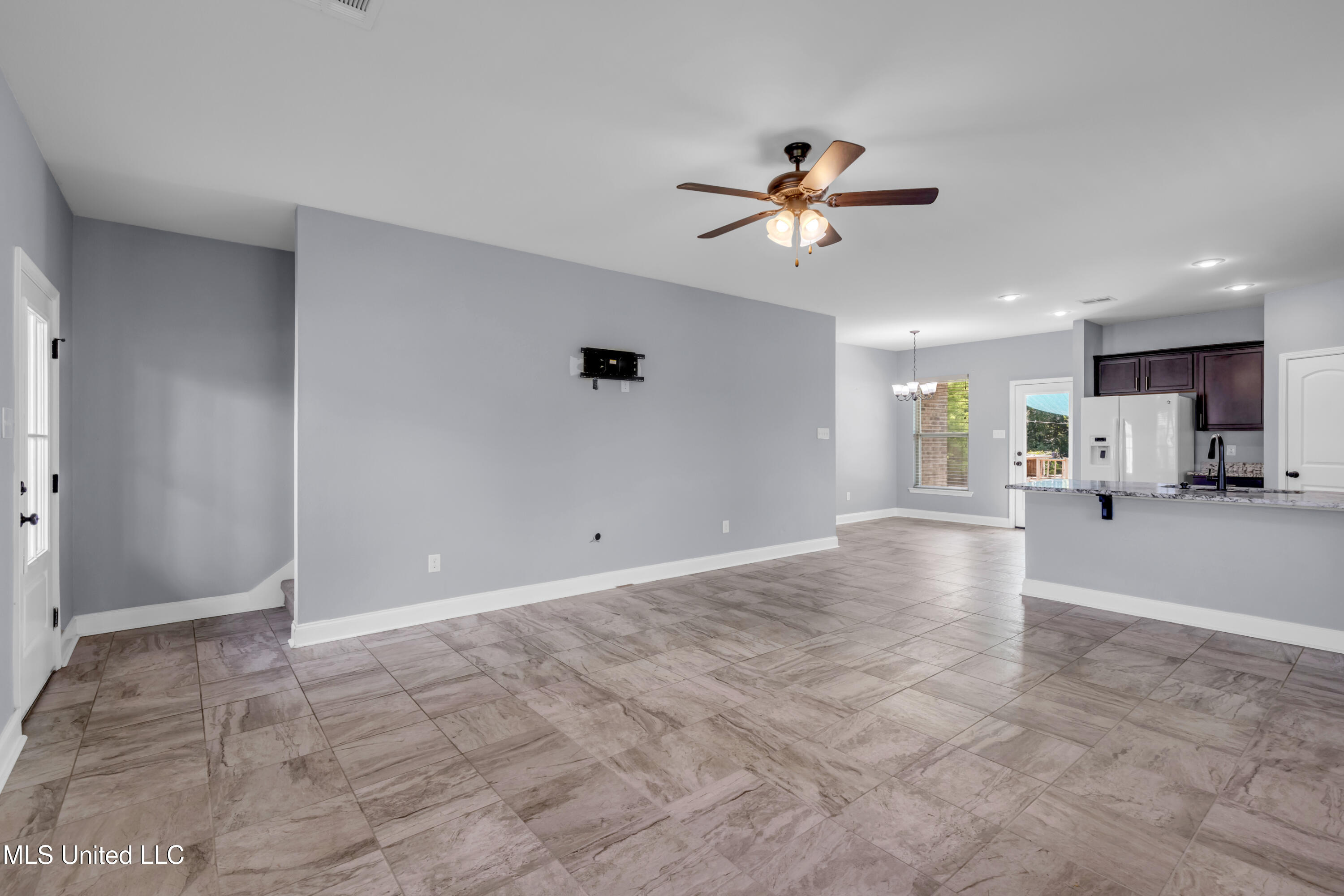 832 Reunion Place Circle, Biloxi, Mississippi image 4
