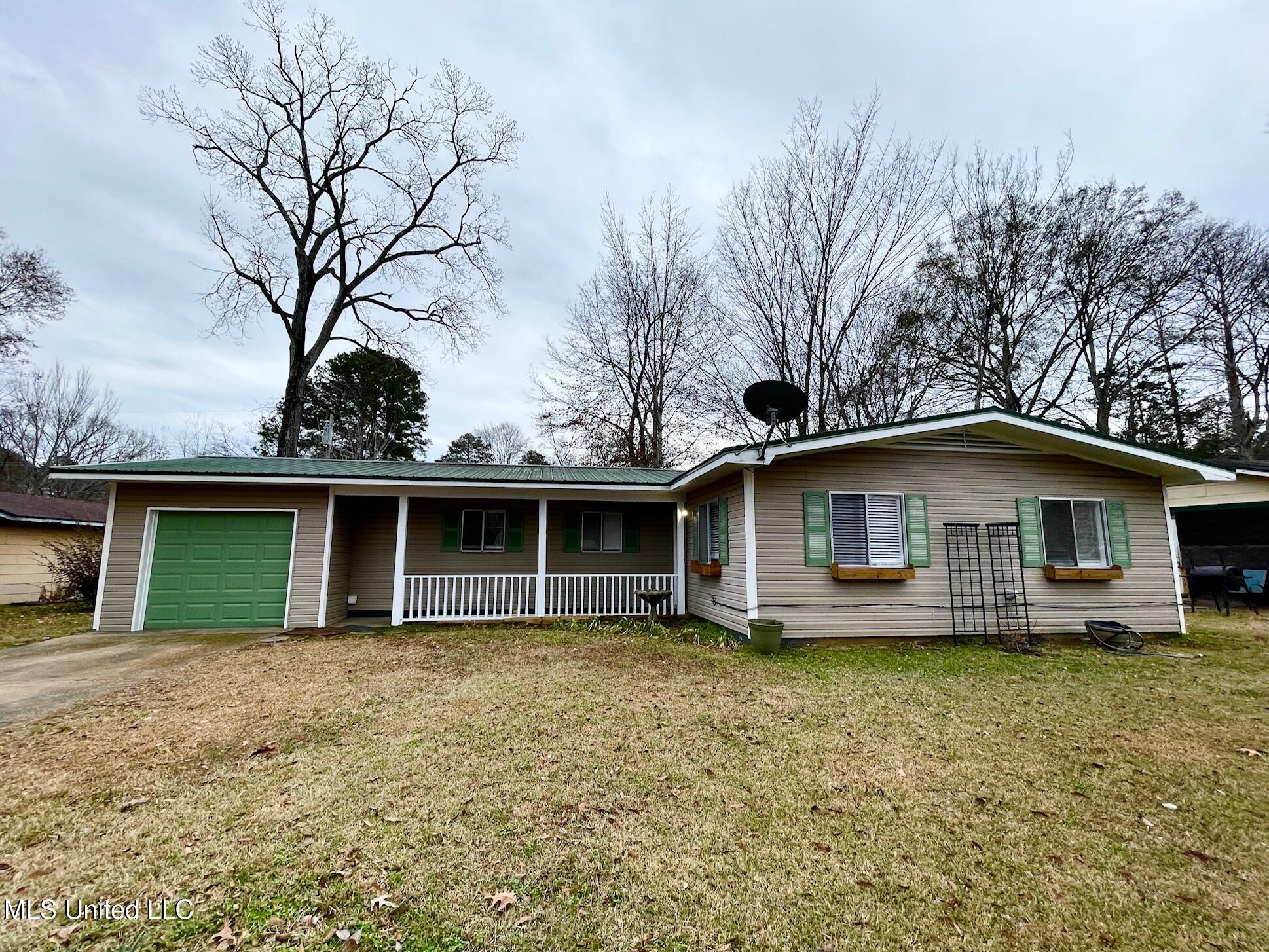 4235 Herrington Boulevard, Pearl, Mississippi image 1