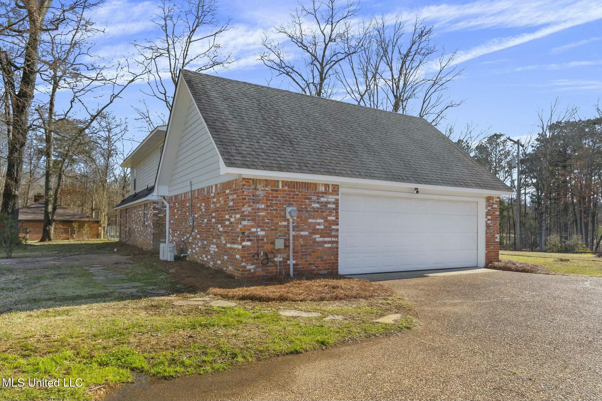 6040 Grants Ferry Road, Brandon, Mississippi image 40