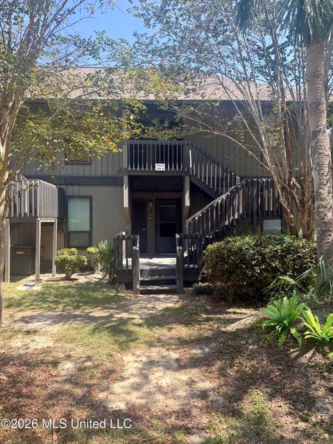Condo For Sale - 106 Lanai Village<br/> Diamondhead, MS 39525