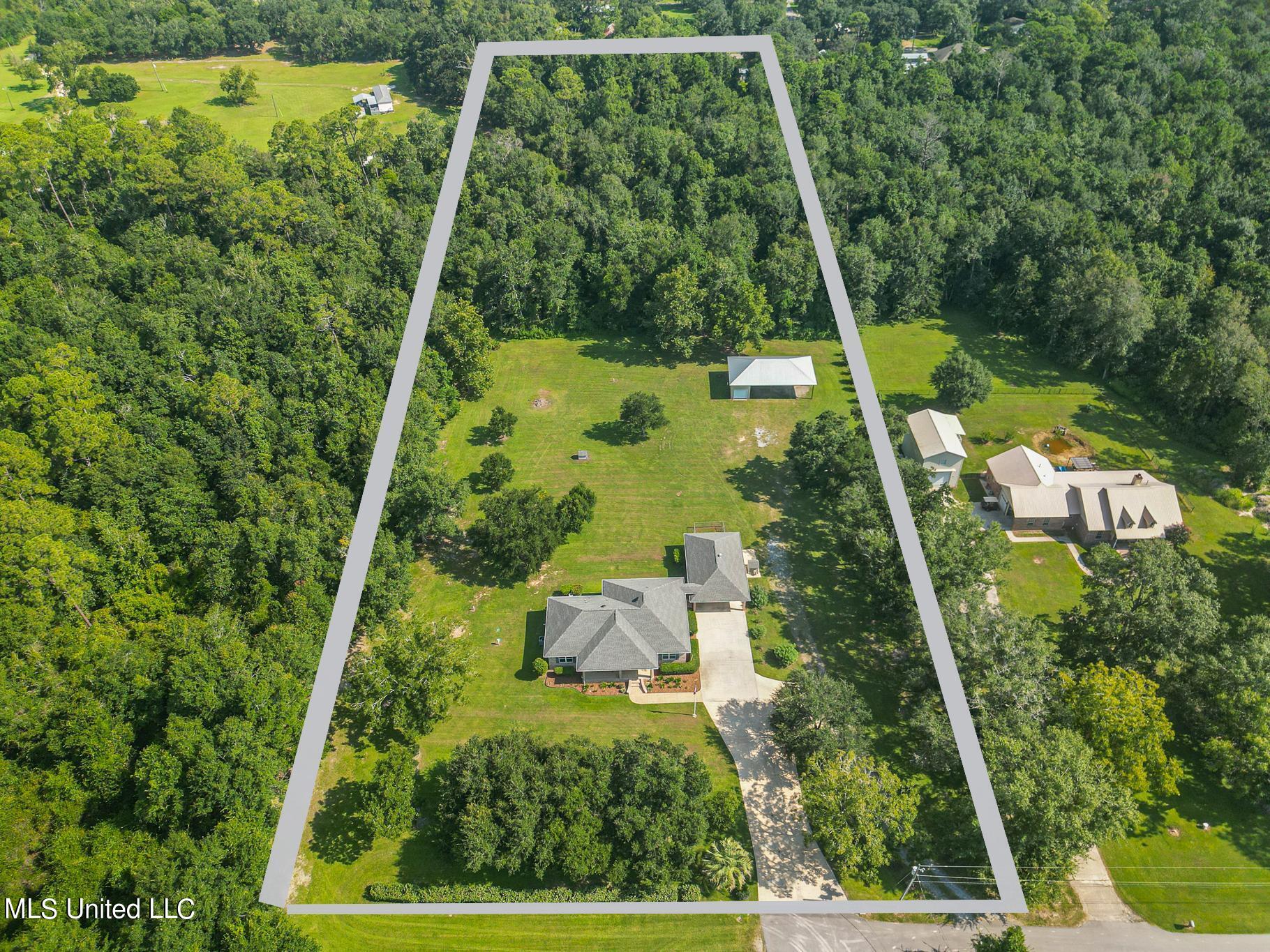 22140 Episcopal School Road, Long Beach, Mississippi image 3