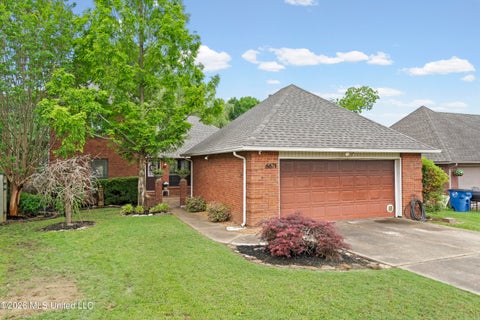 Homes For Sale - 6671 Ironwood Drive<br/> Olive Branch, MS 38654