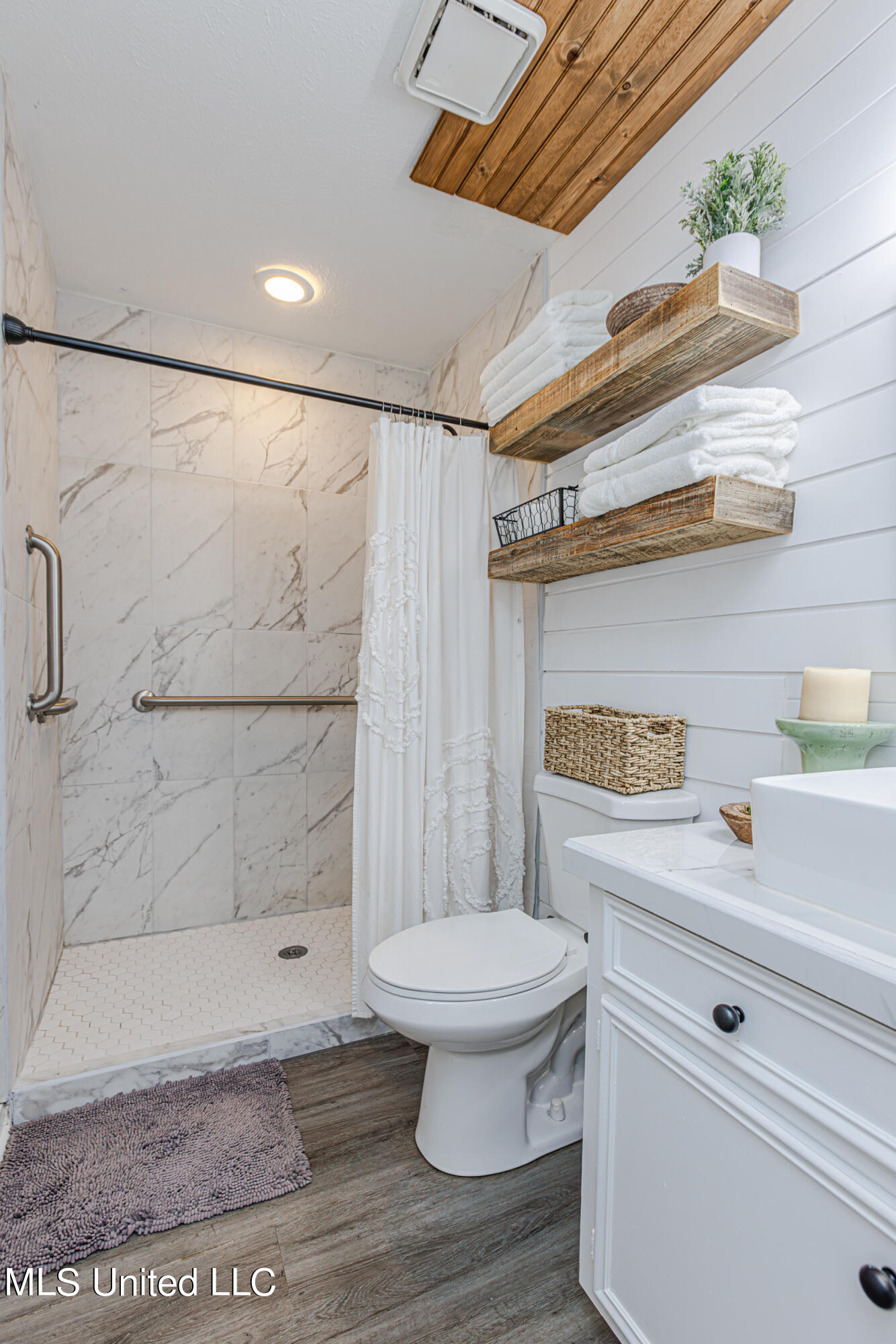 Madison, Mississippi 39110, United States, 3 Bedrooms Bedrooms, ,2 BathroomsBathrooms,Residential,Pending,43794