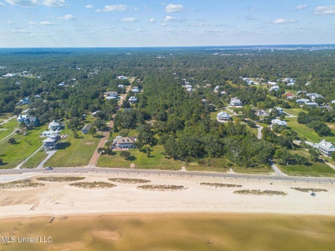 Vacant Land For Sale - 305 N Beach Boulevard<br/> Waveland, MS 39576