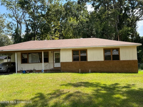 Homes For Sale - 617 N Park Drive<br/> Hinds County, Jackson, MS 39206