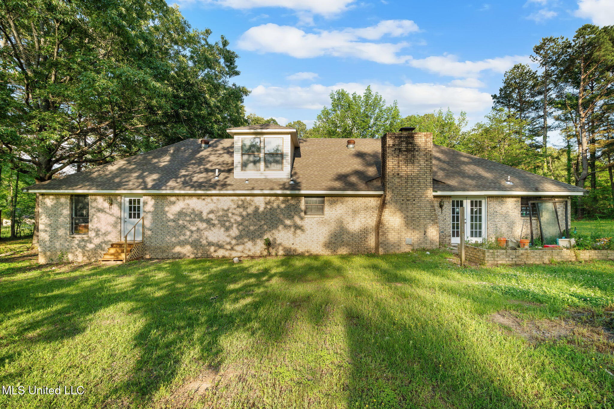2015 Bubba Taylor Road, Byhalia, Mississippi image 13