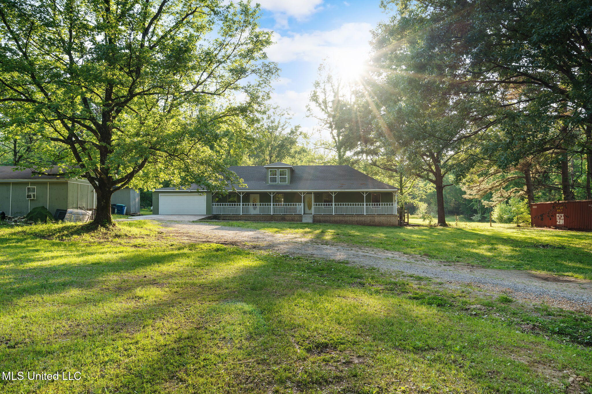 2015 Bubba Taylor Road, Byhalia, Mississippi image 2