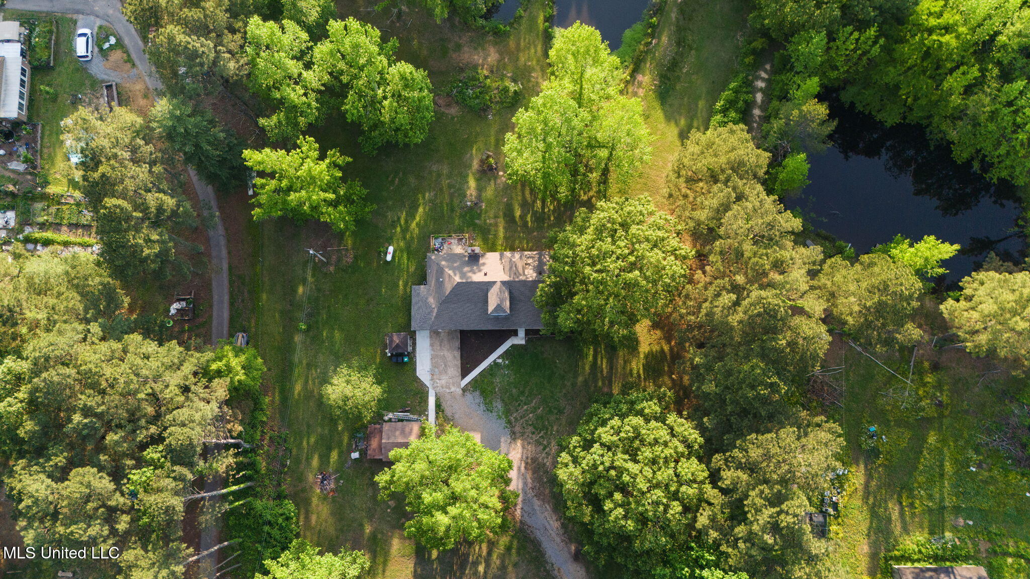2015 Bubba Taylor Road, Byhalia, Mississippi image 44
