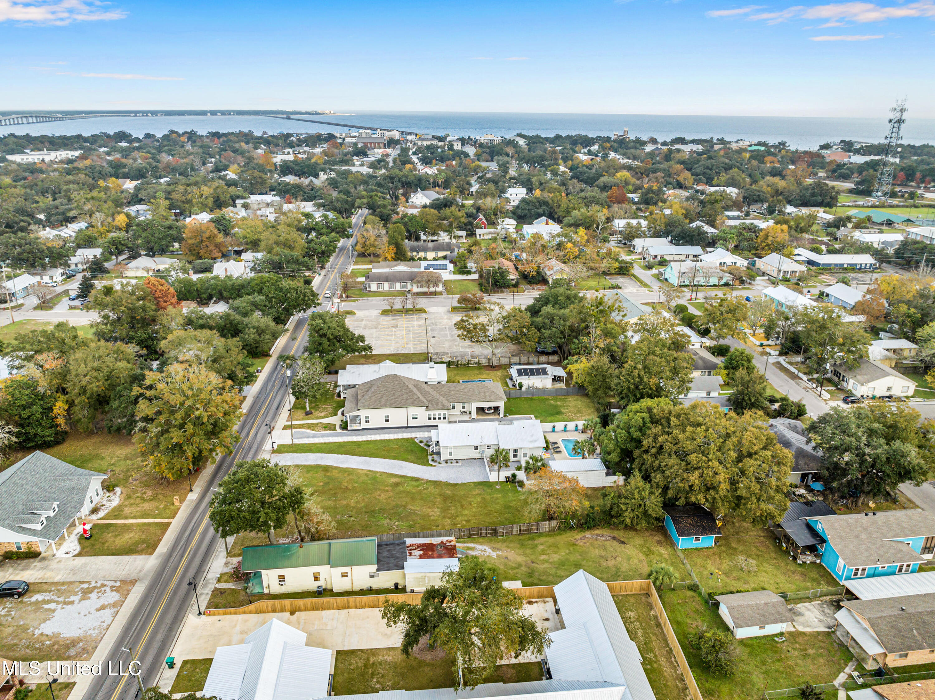 412 Main Street, Bay Saint Louis, Mississippi image 10