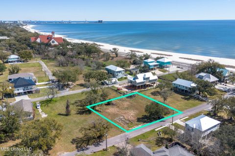 Vacant Land For Sale - 413 Gulf View Avenue<br/> Harrison County, Long Beach, MS 39560