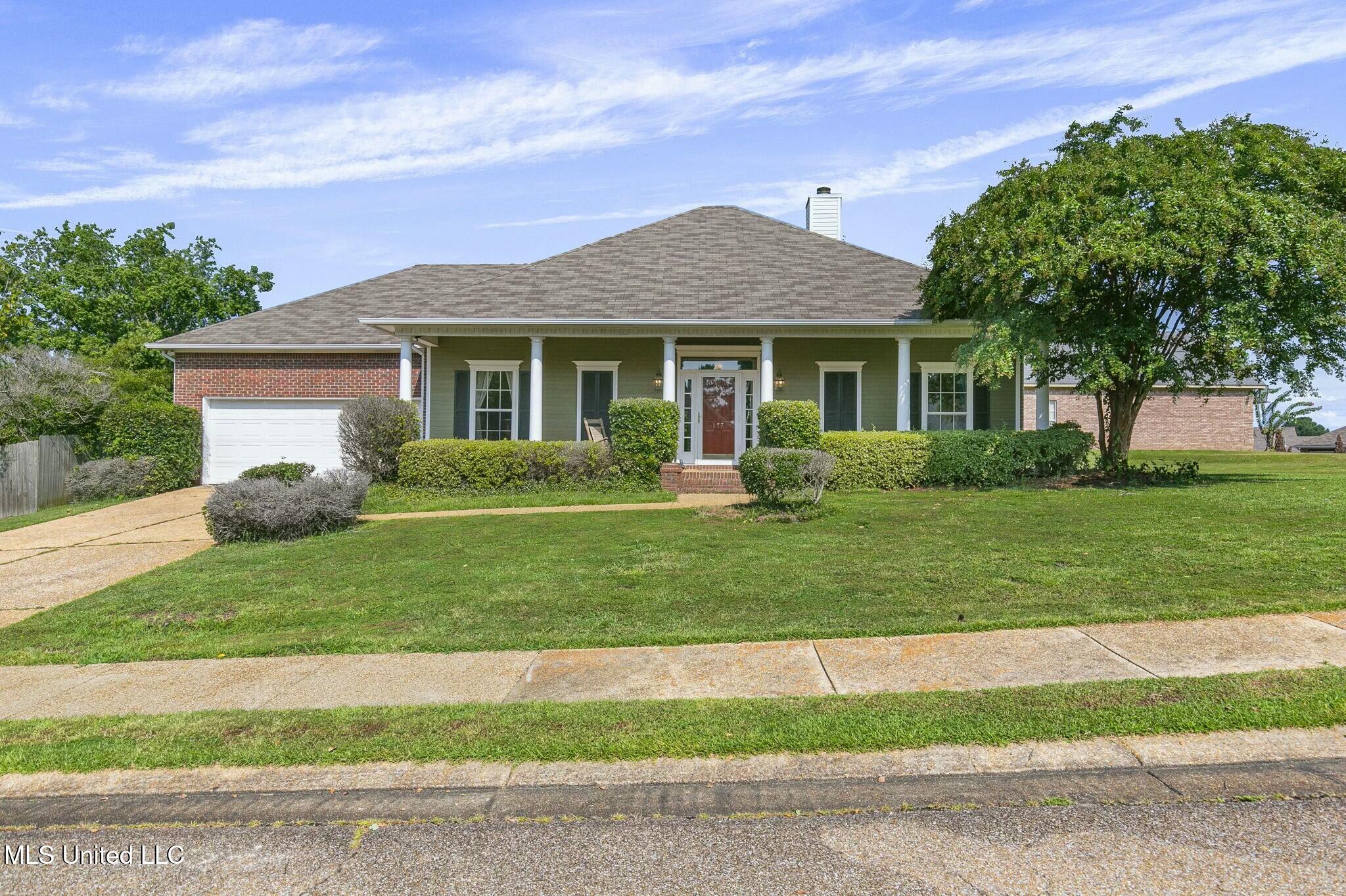 177 Apple Blossom Drive, Brandon, Mississippi image 1