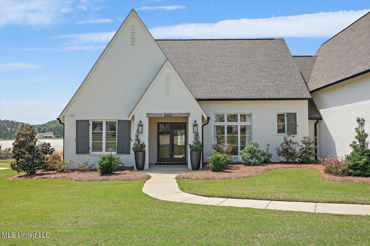 240 Westlake Circle, Madison, Mississippi image 4