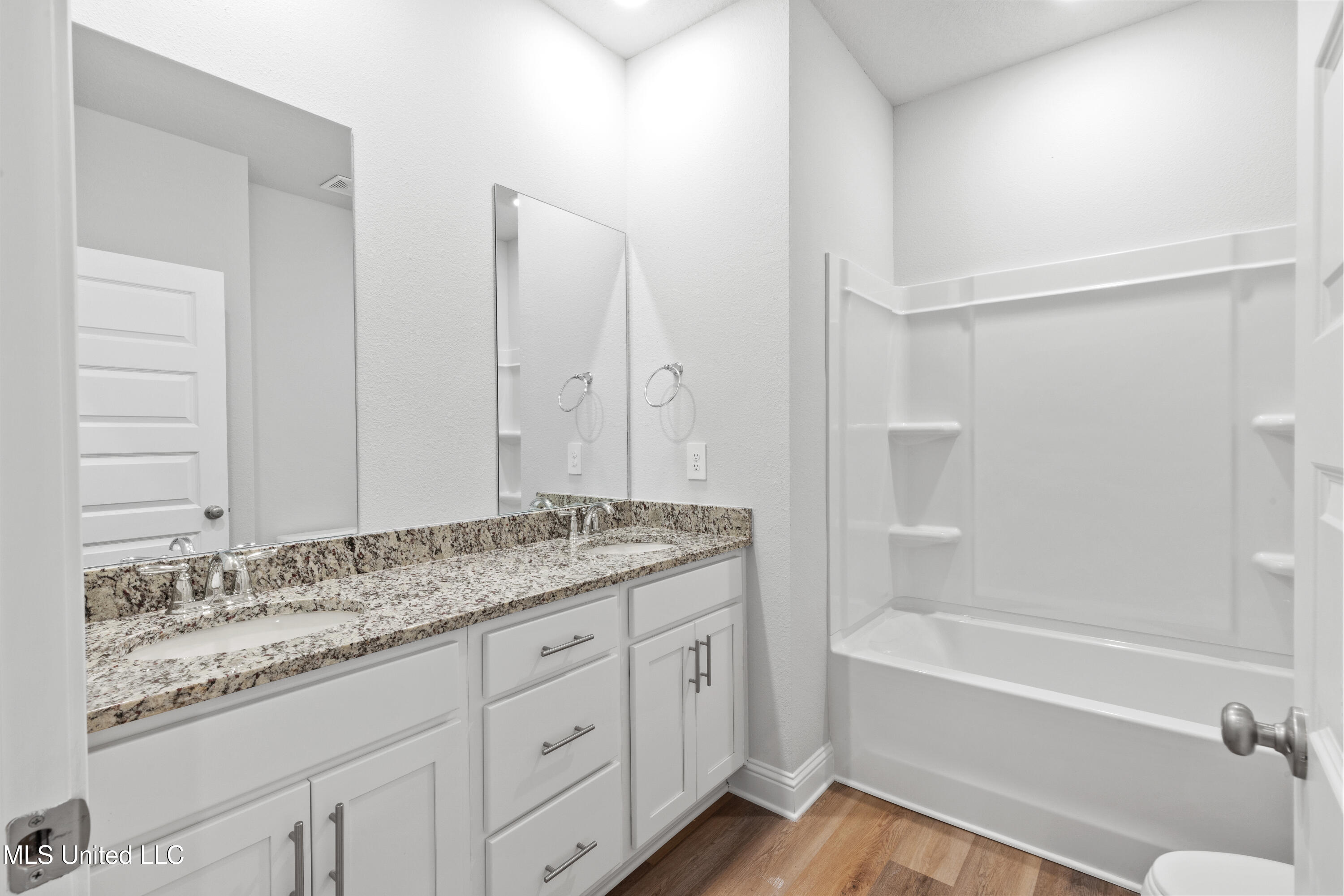 16050 Blue Ridge Drive, Gulfport, Mississippi image 25