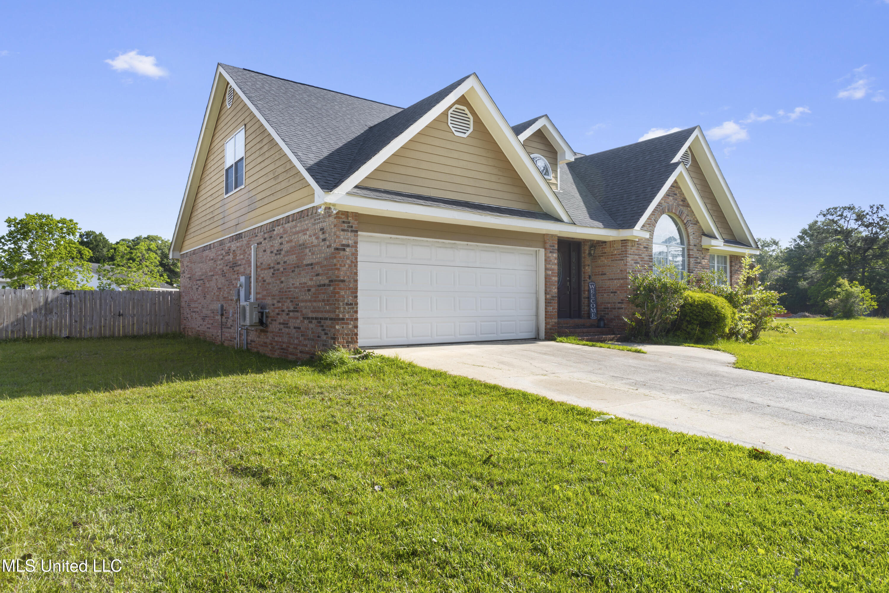 14704 Dismuke Avenue, Biloxi, Mississippi image 2