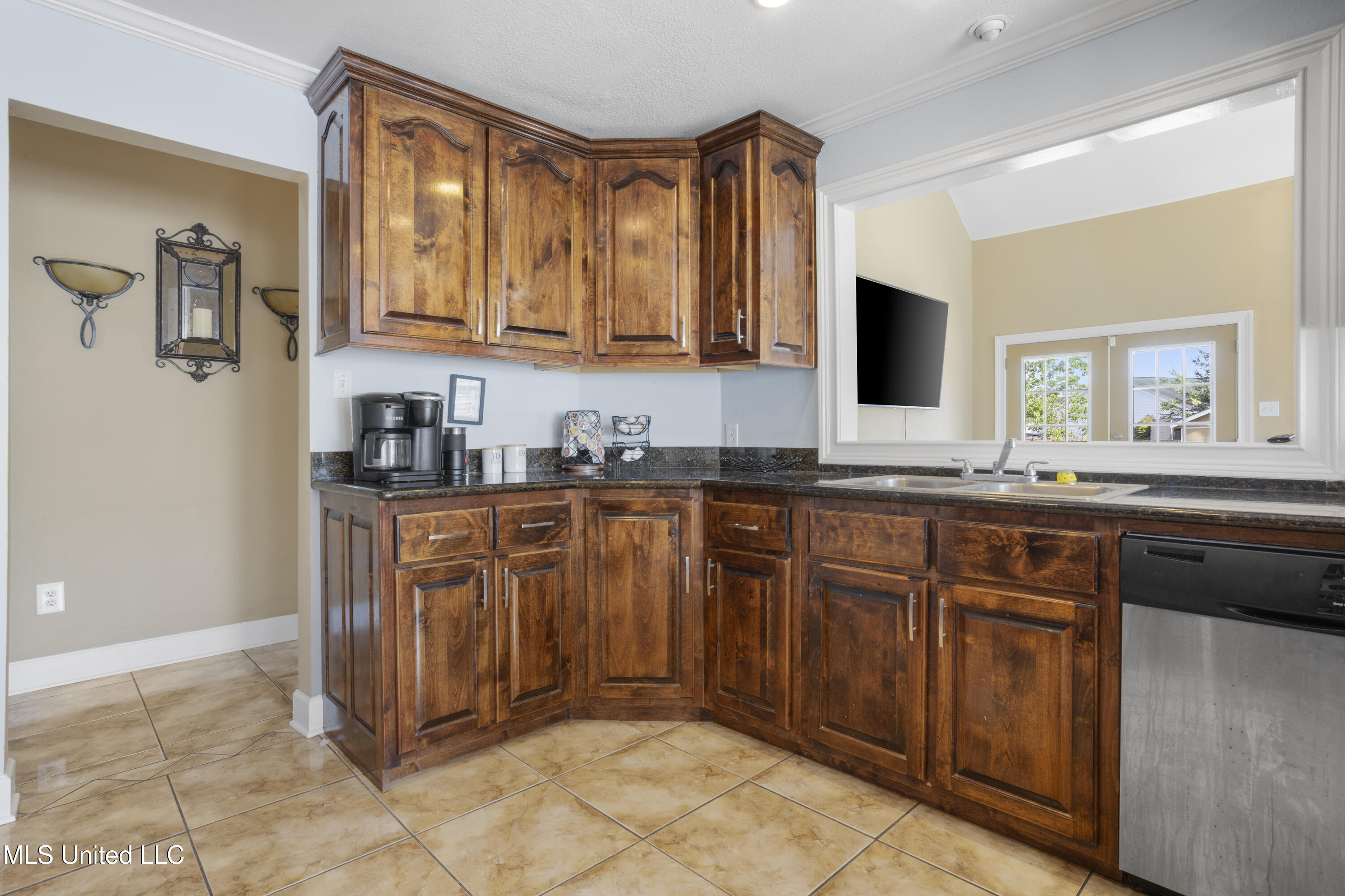 14704 Dismuke Avenue, Biloxi, Mississippi image 11