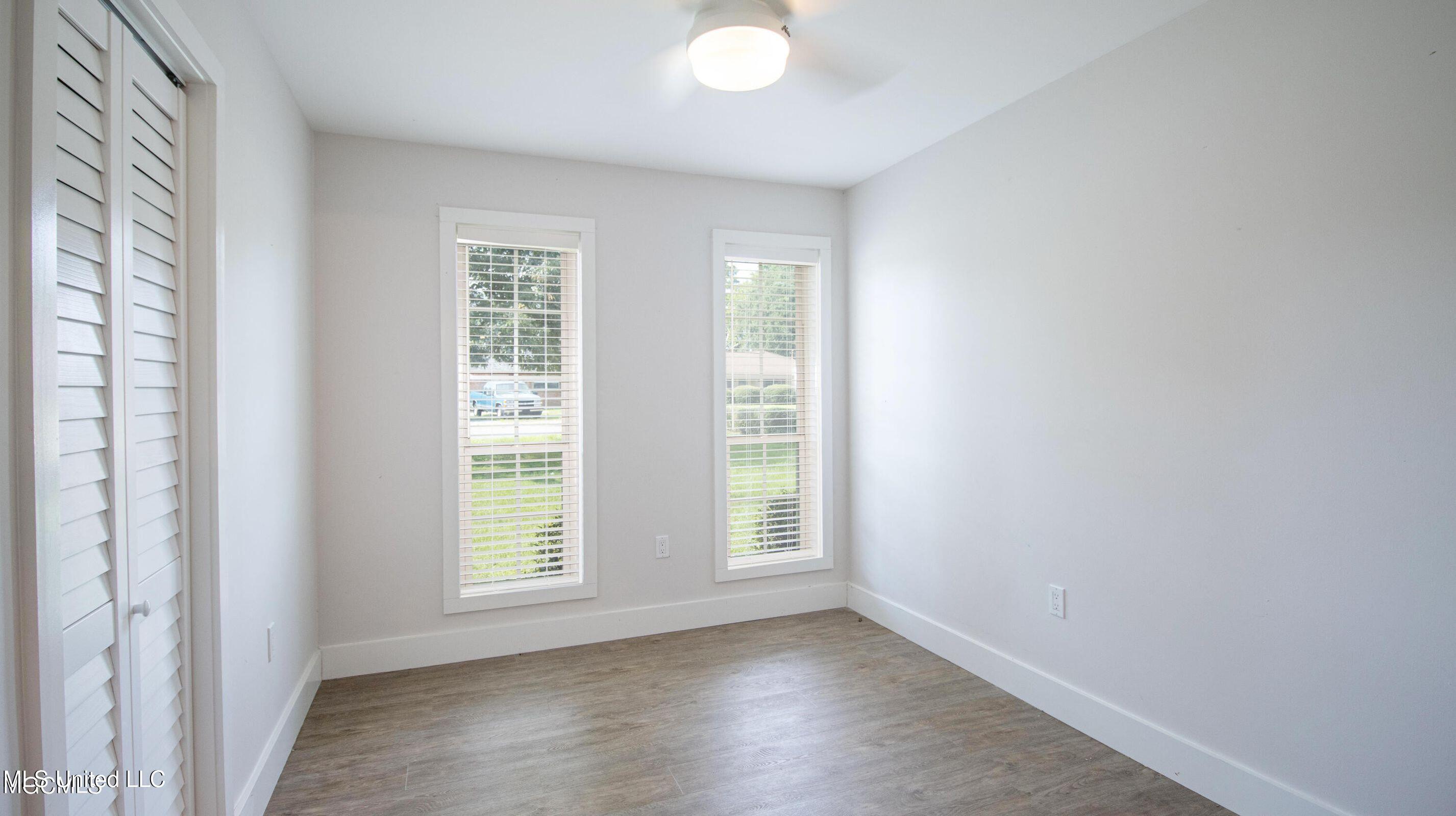 2417 Collins Boulevard, Gulfport, Mississippi image 10
