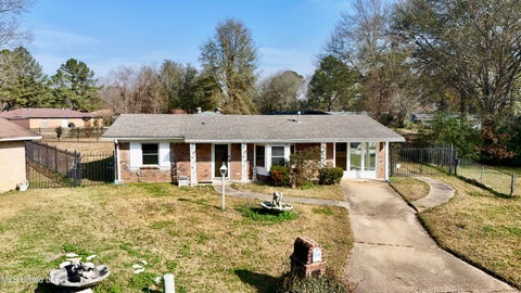 Homes For Sale - 110 Truman Place<br/> Jackson, MS 39213