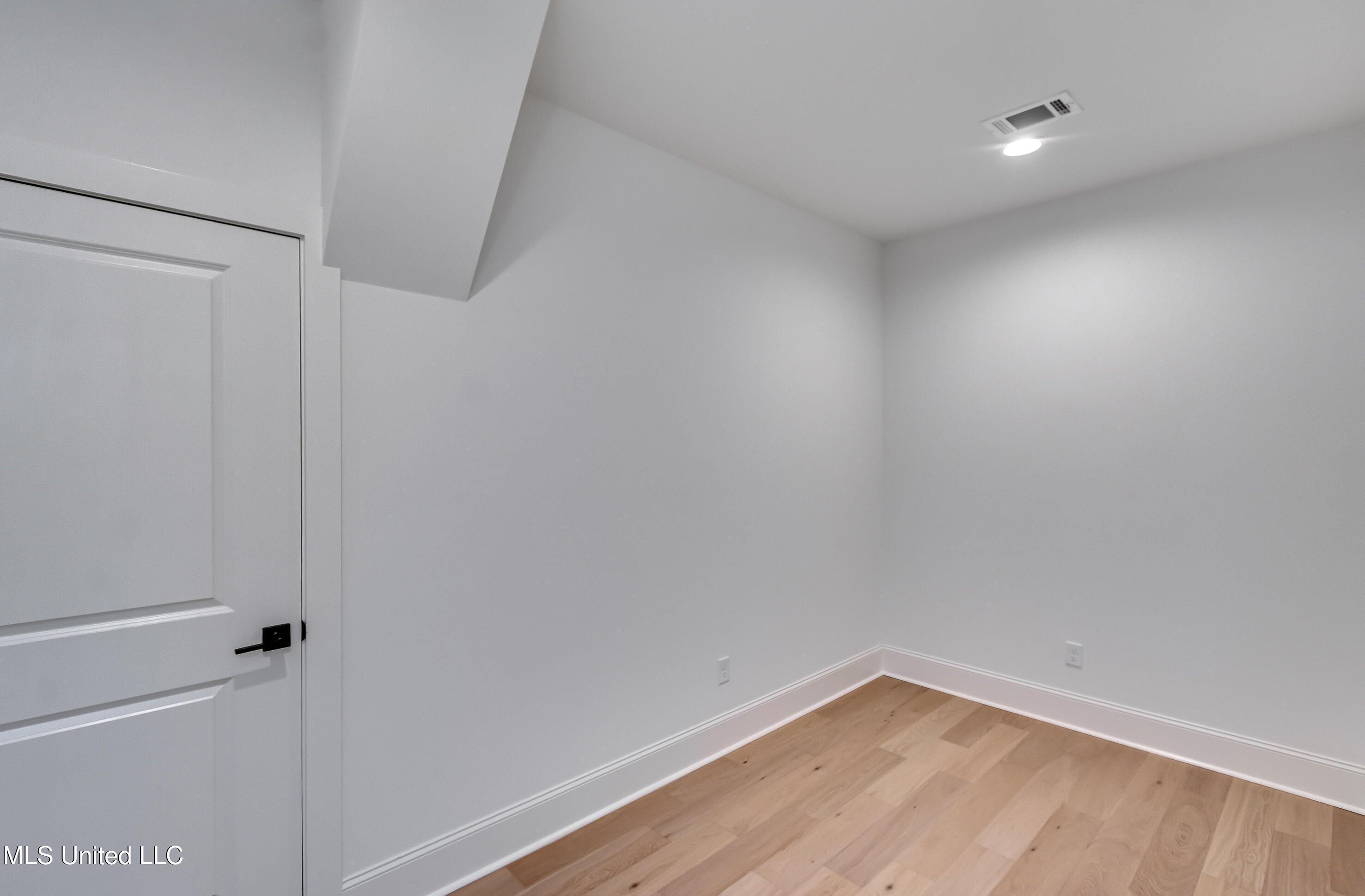 Madison, Mississippi 39110, United States, 3 Bedrooms Bedrooms, ,4 BathroomsBathrooms,Residential,Active,116976