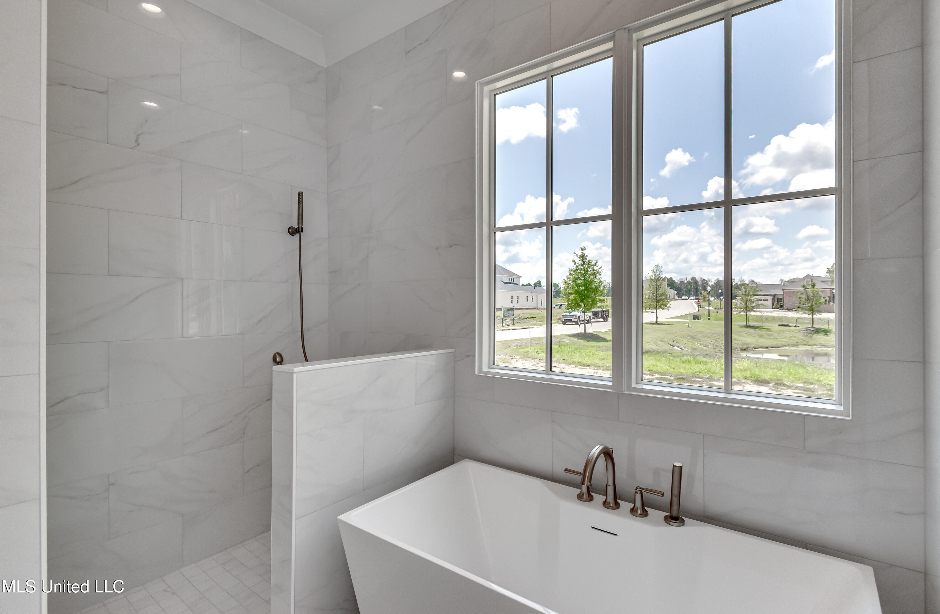 Madison, Mississippi 39110, United States, 3 Bedrooms Bedrooms, ,4 BathroomsBathrooms,Residential,Active,116976