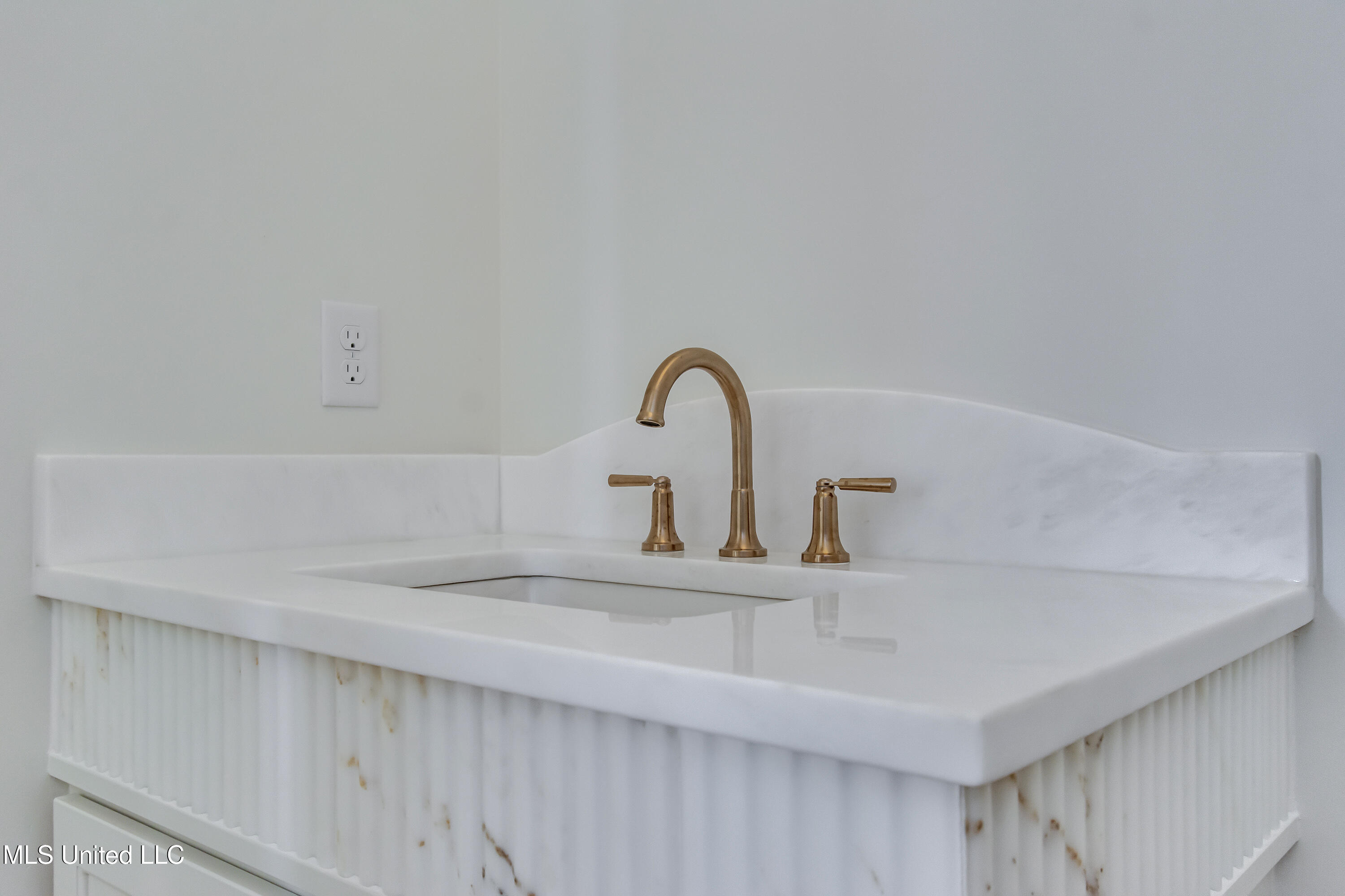 Madison, Mississippi 39110, United States, 3 Bedrooms Bedrooms, ,4 BathroomsBathrooms,Residential,Active,116976