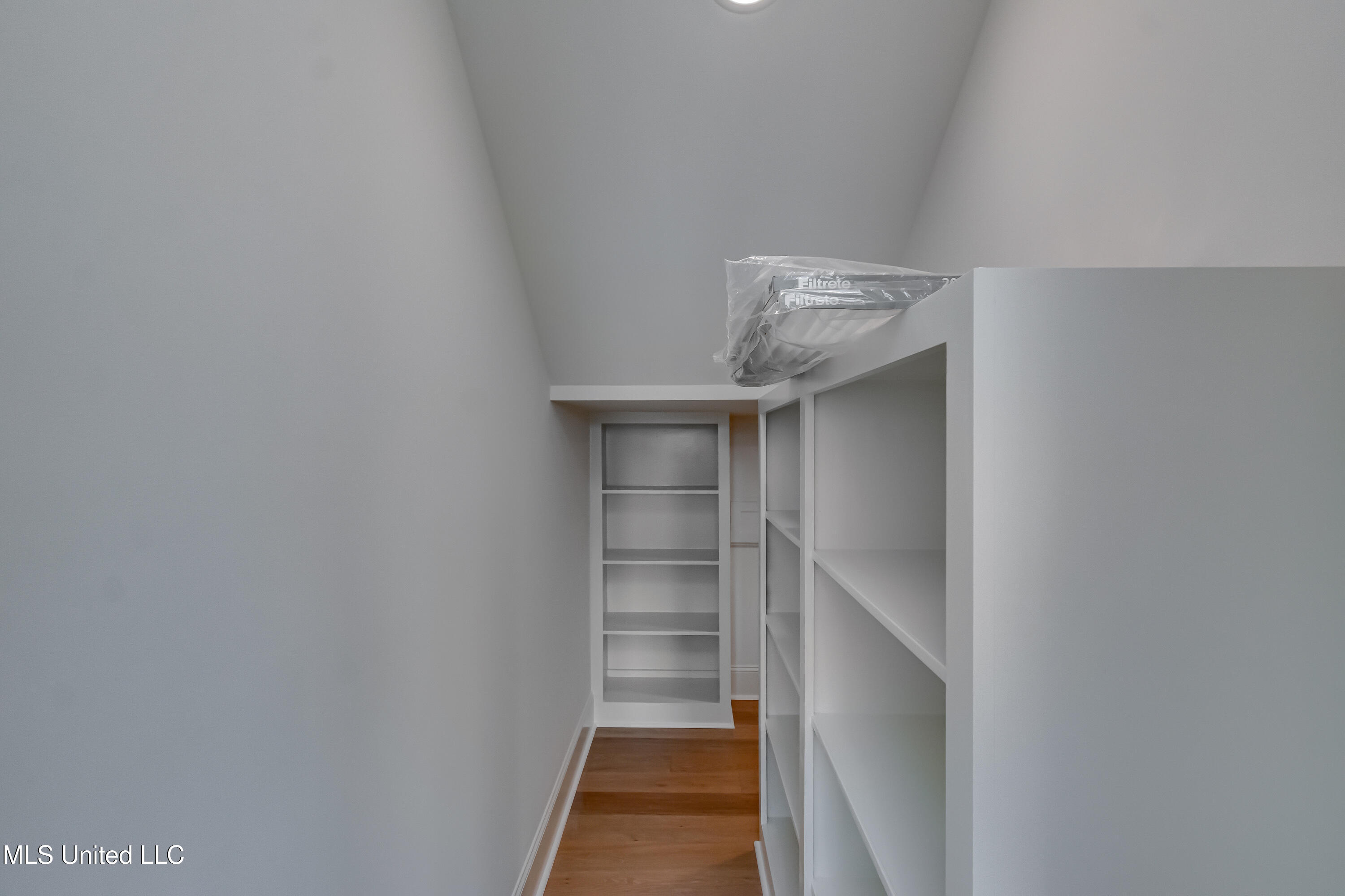 Madison, Mississippi 39110, United States, 3 Bedrooms Bedrooms, ,4 BathroomsBathrooms,Residential,Active,116976