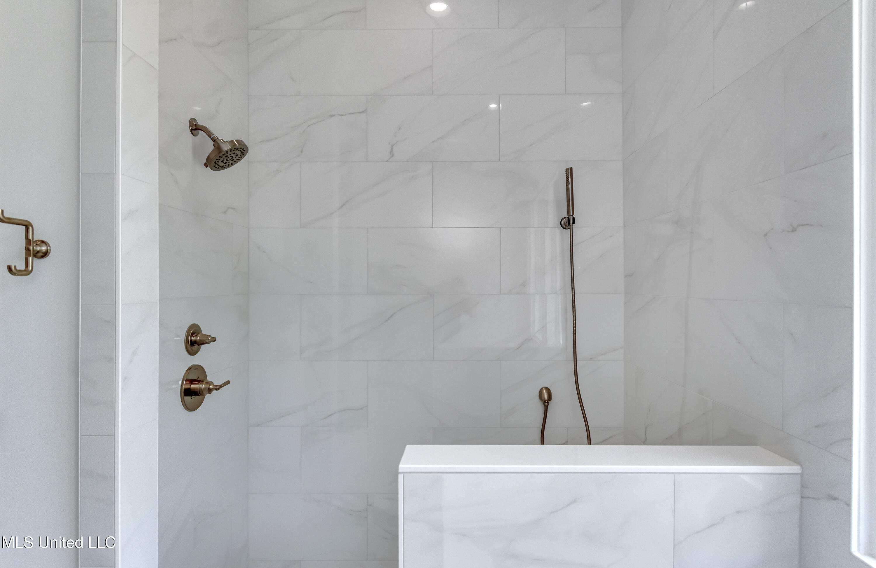 Madison, Mississippi 39110, United States, 3 Bedrooms Bedrooms, ,4 BathroomsBathrooms,Residential,Active,116976