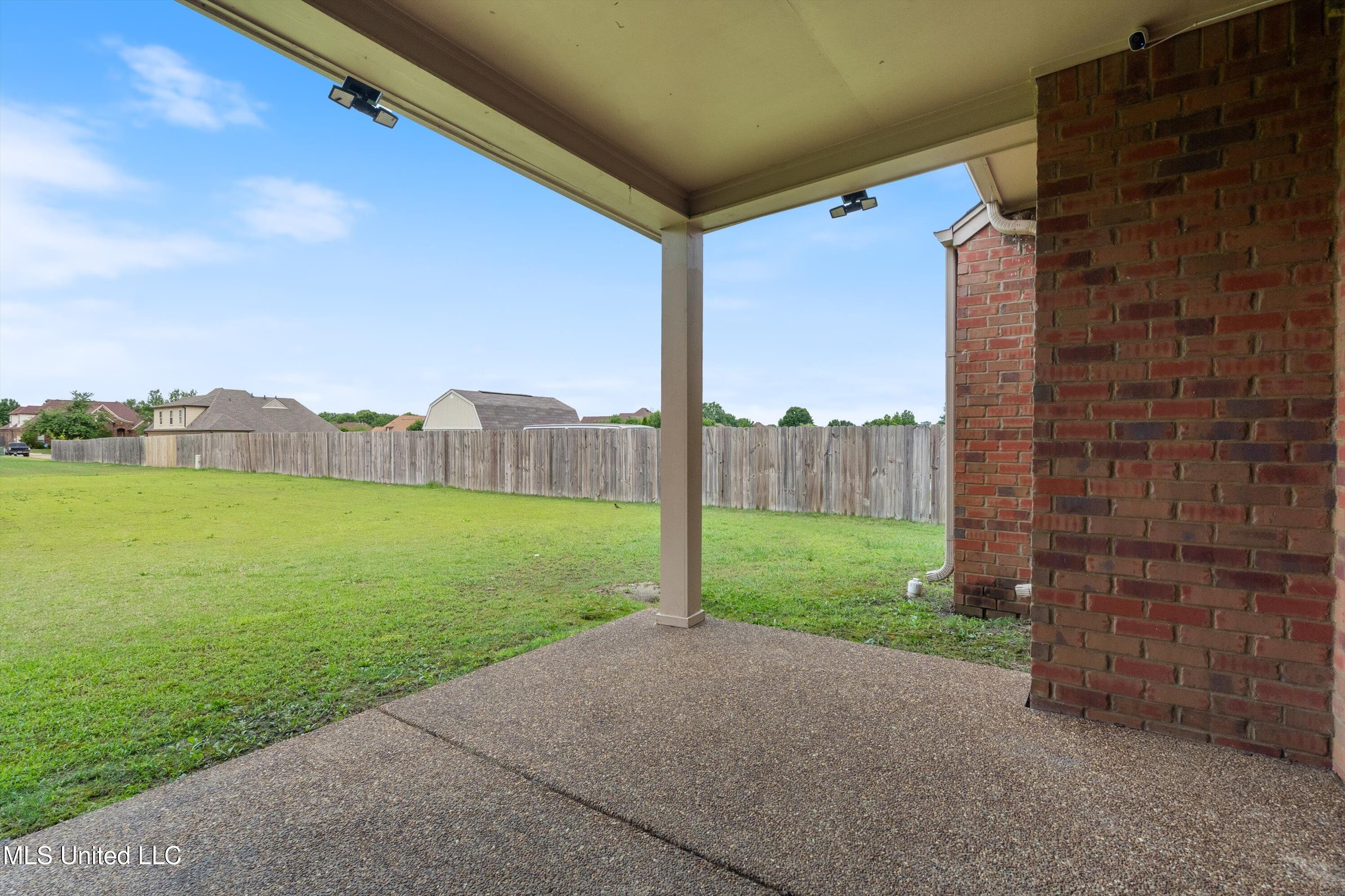 8061 Falcon Drive, Olive Branch, Mississippi image 10