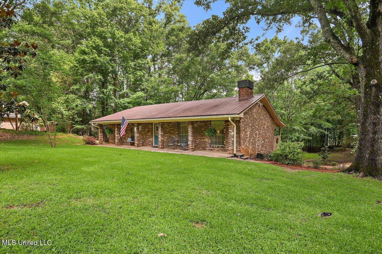 727 Laney Drive, Clinton, Mississippi image 4