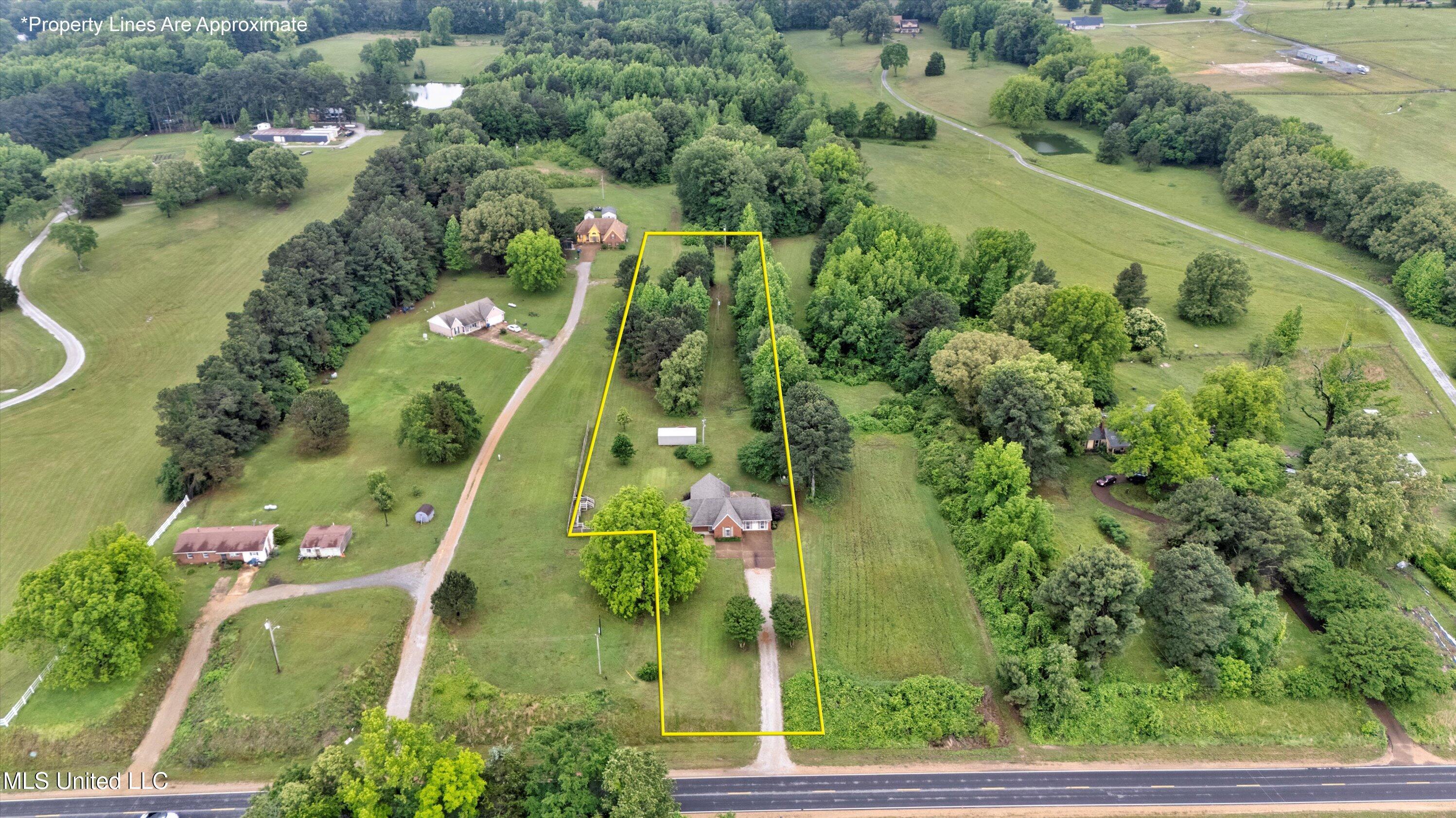 3835 W Commerce Street, Hernando, Mississippi image 38