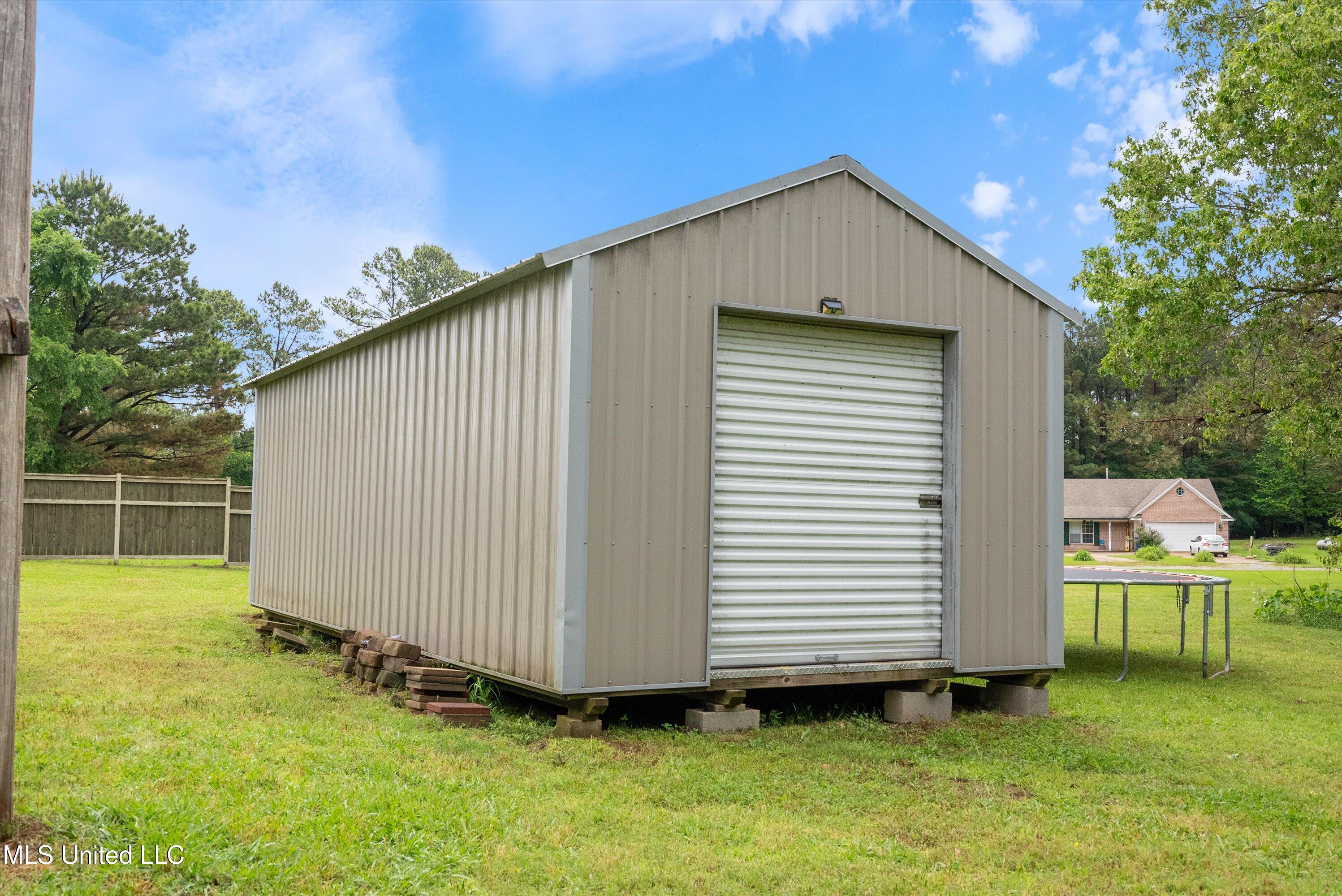 3835 W Commerce Street, Hernando, Mississippi image 36