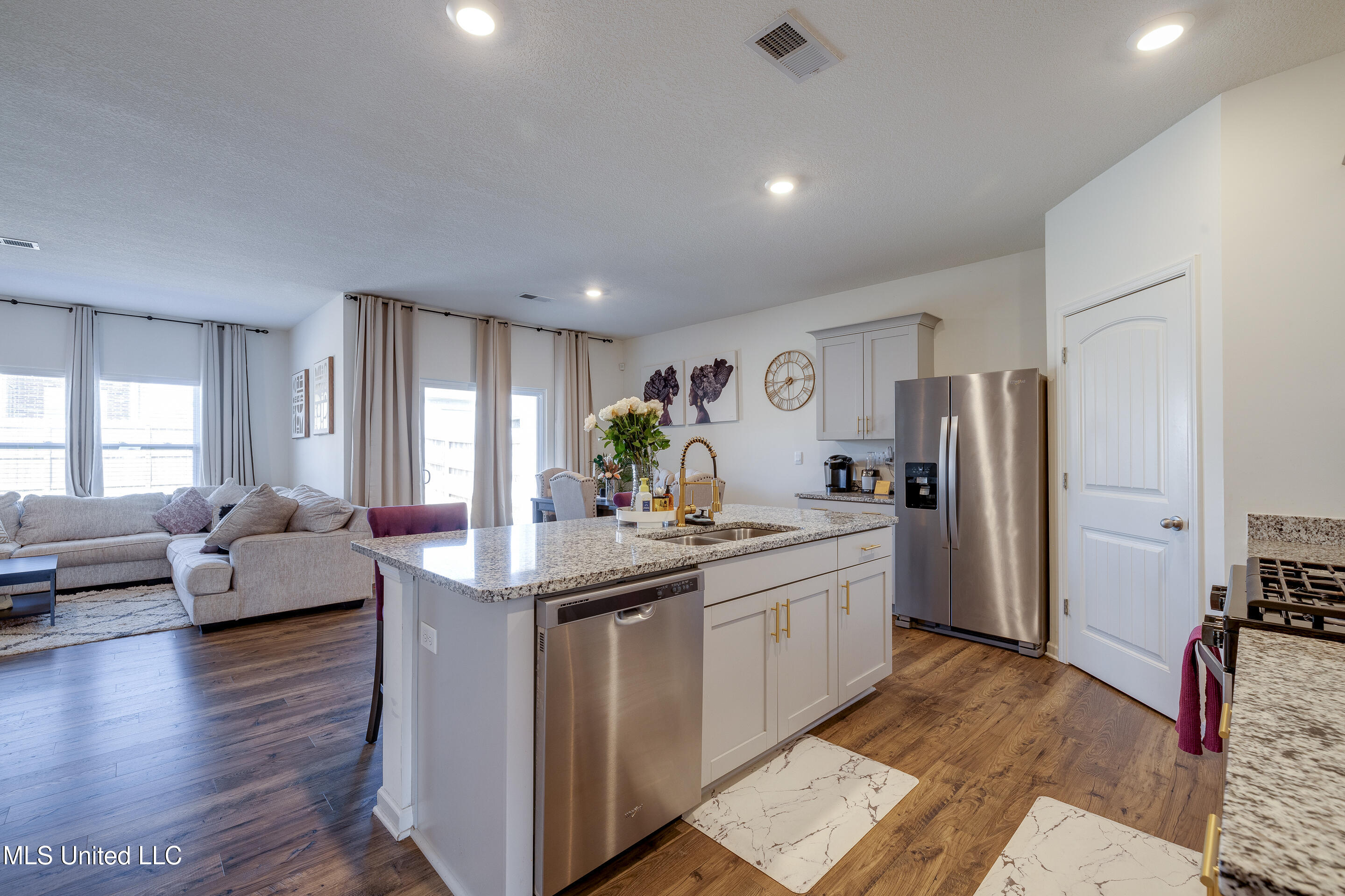 8814 Ruth Ann Cove, Southaven, Mississippi image 11