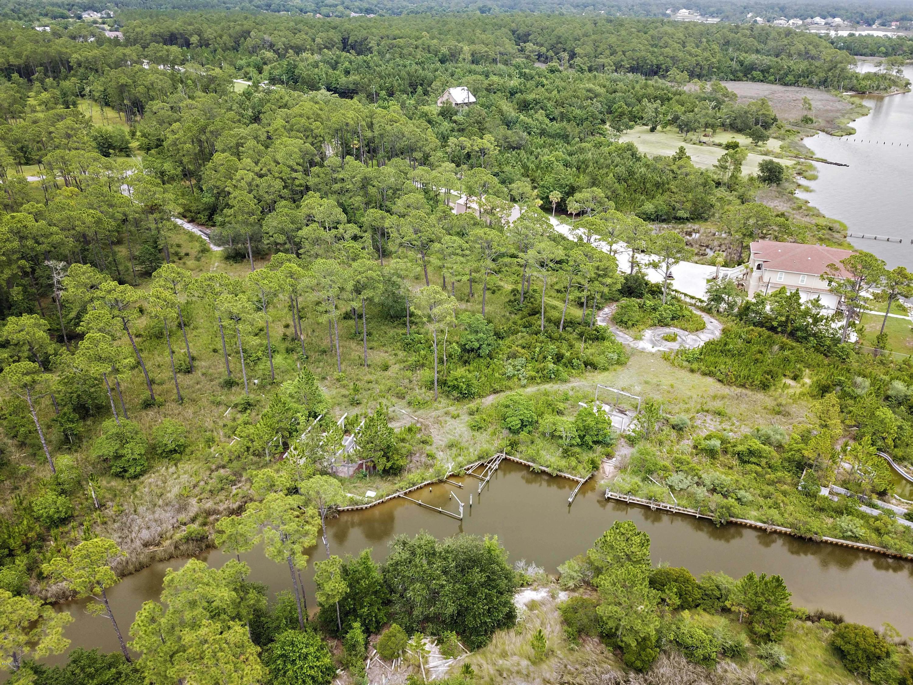 15117 Hummingbird Lane, Biloxi, Mississippi image 8