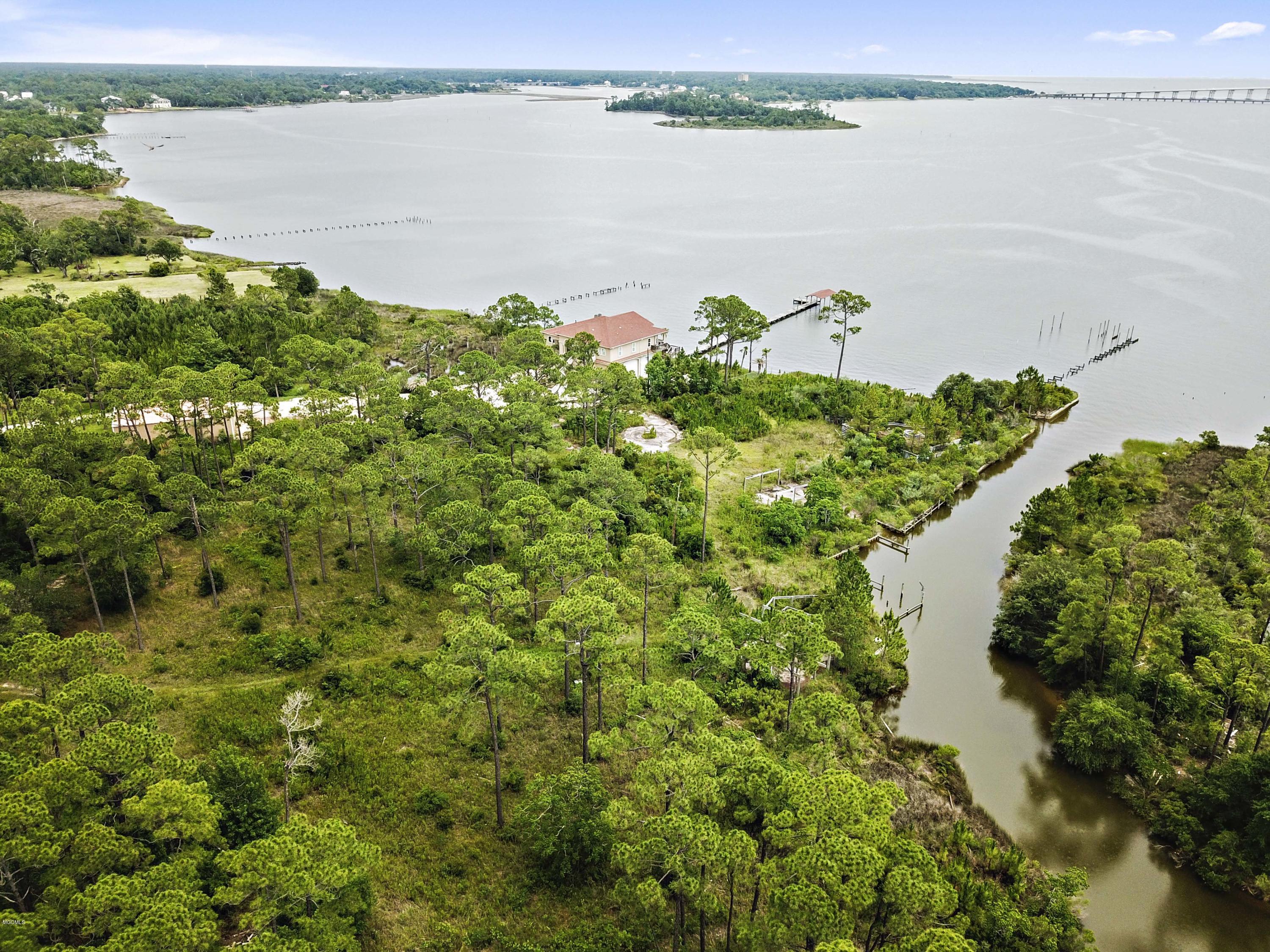 15117 Hummingbird Lane, Biloxi, Mississippi image 9