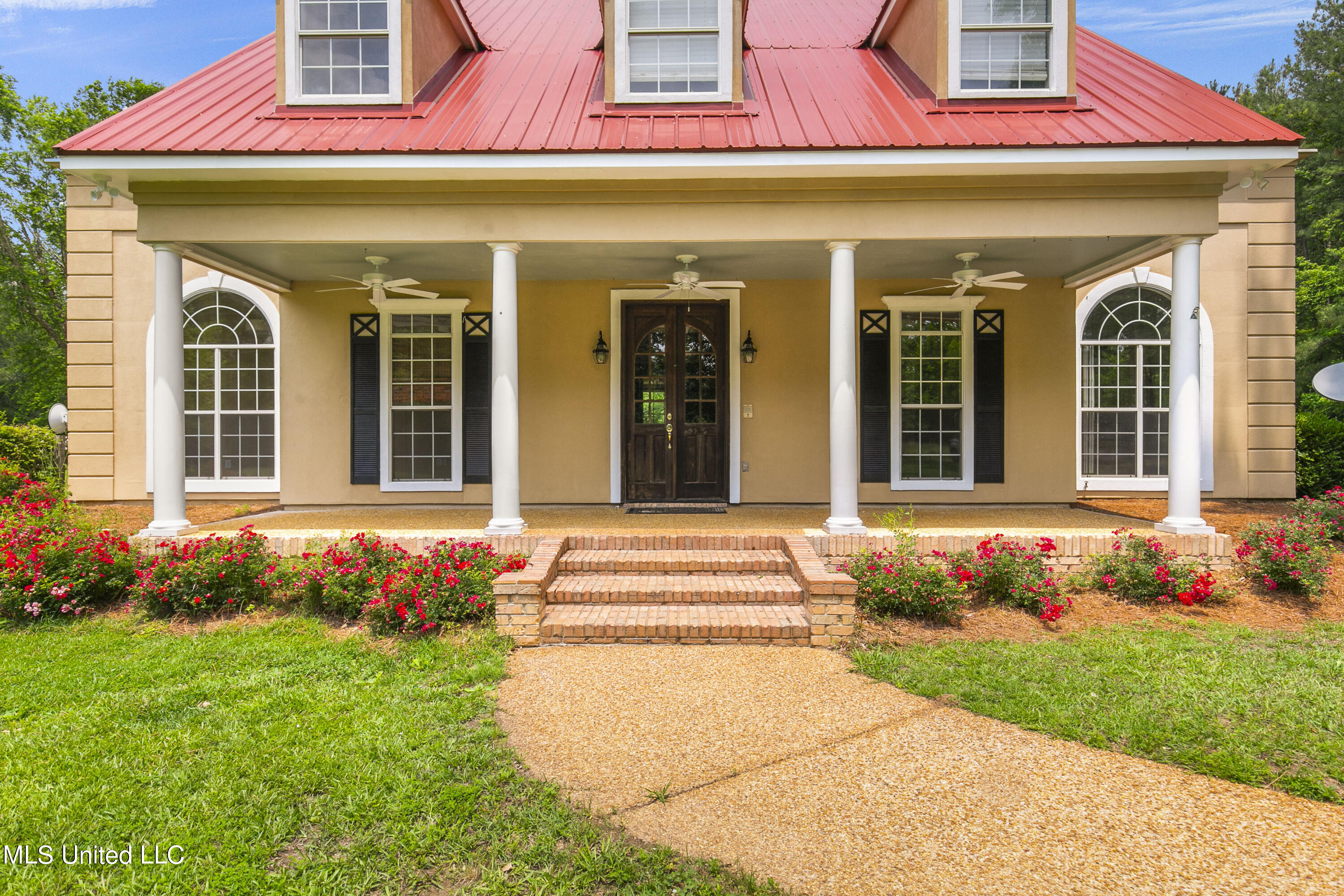 244 Allenwood Drive, Canton, Mississippi image 5